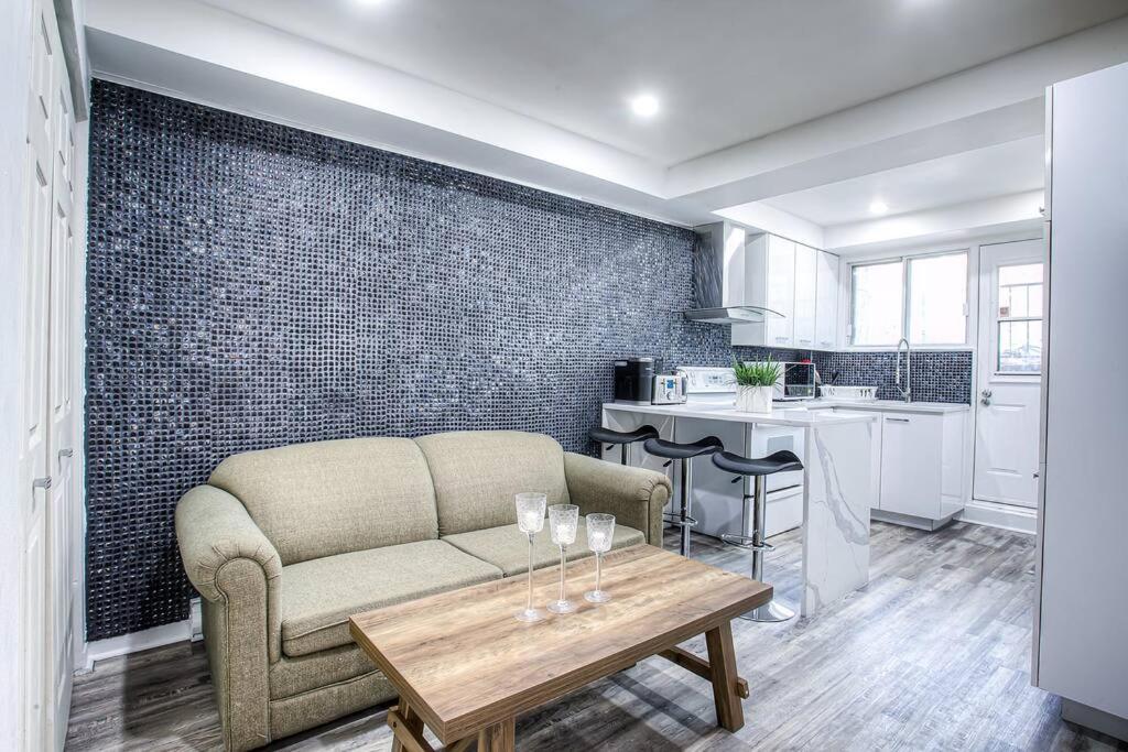 Luxury 1BR Apartment, Free Parking