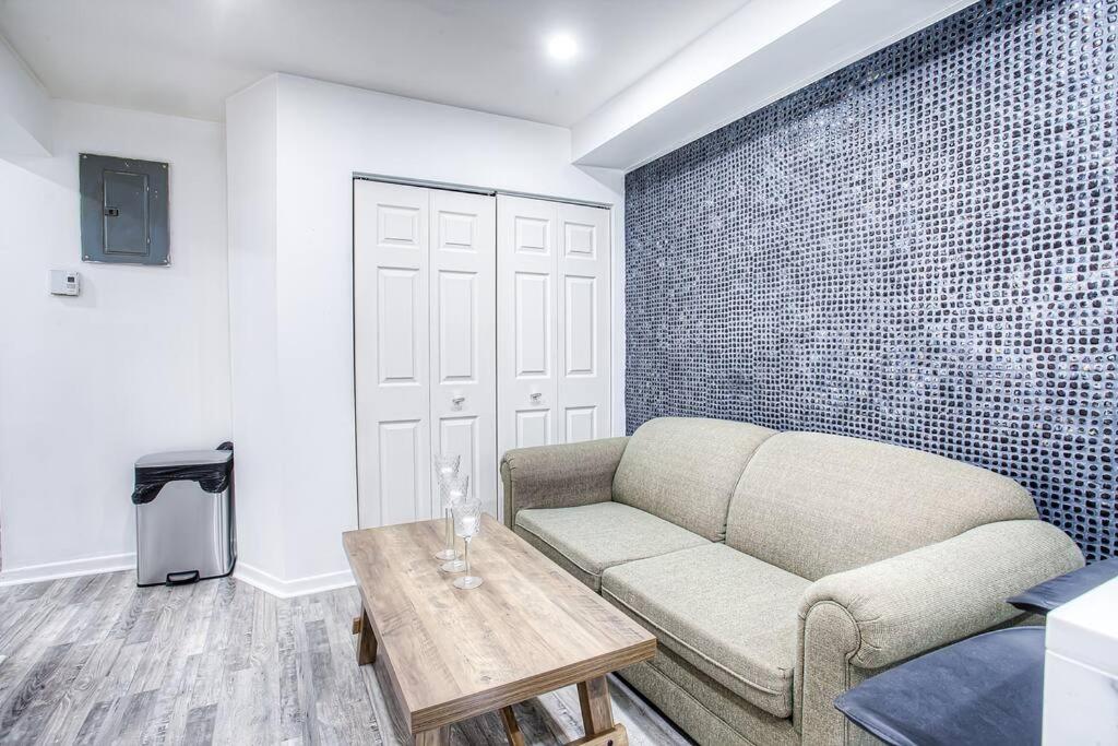 Luxury 1BR Apartment, Free Parking