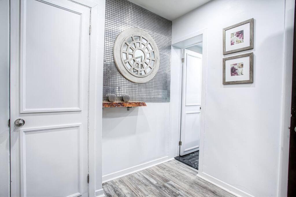 Luxury 1BR Apartment, Free Parking
