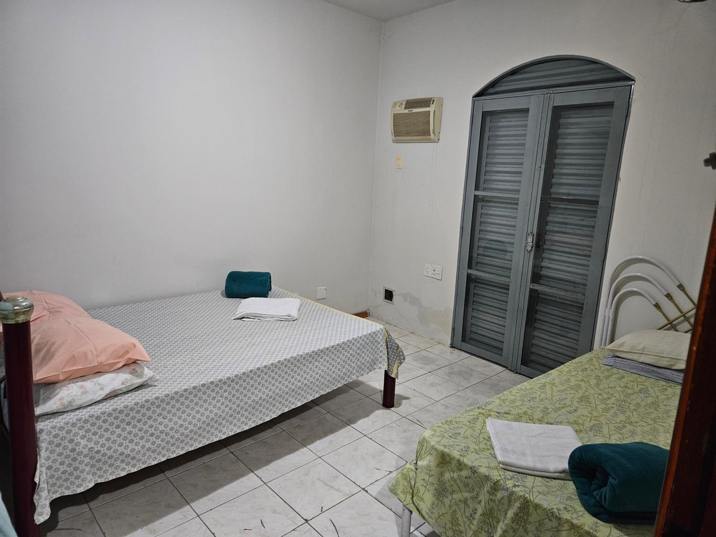 Casa Familiar espaçosa e confortável em Aparecida, com 3 quartos
