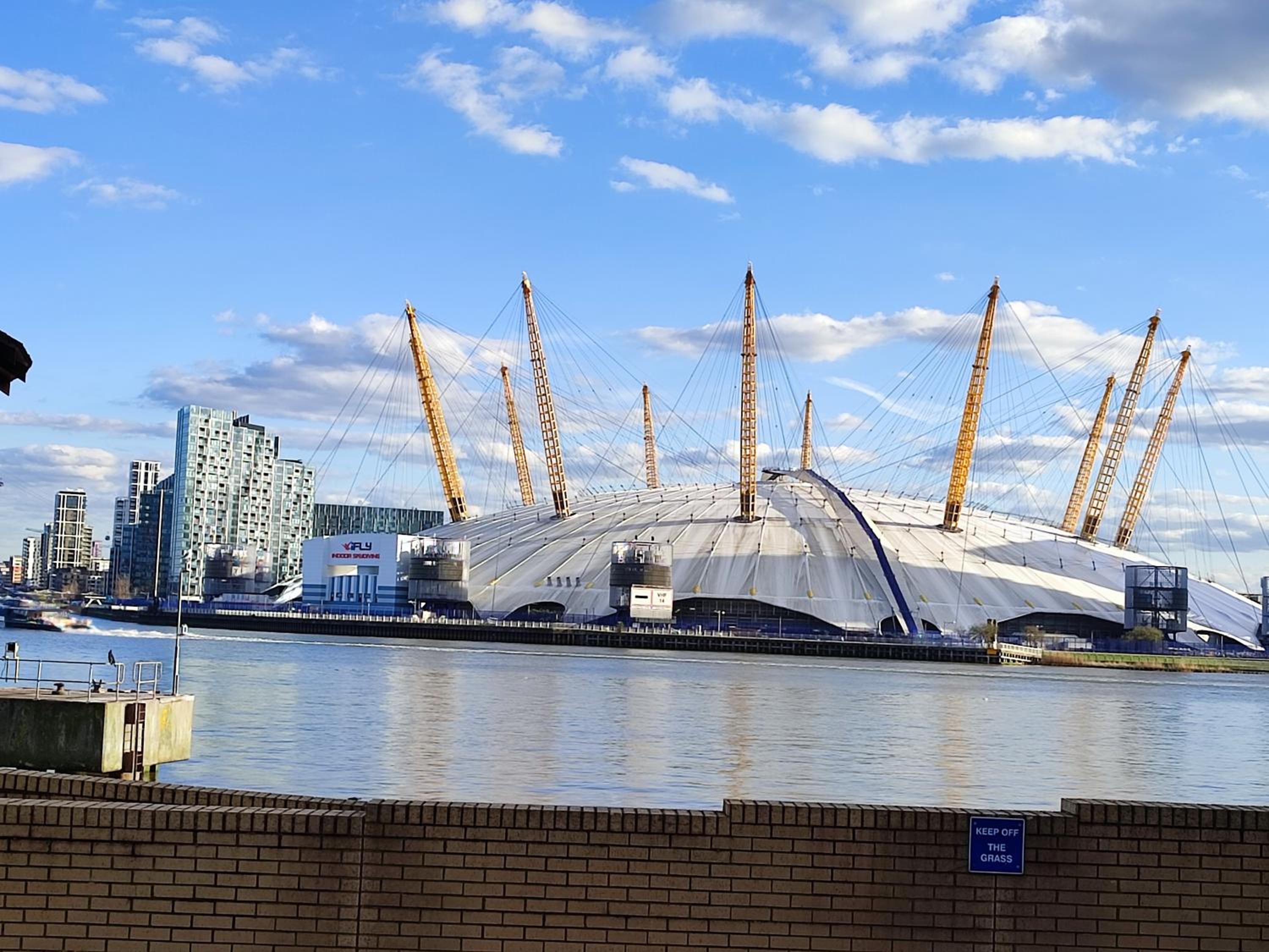 Immaculate 3Bed Apt, Close To O2, Excel, London Stadium & City