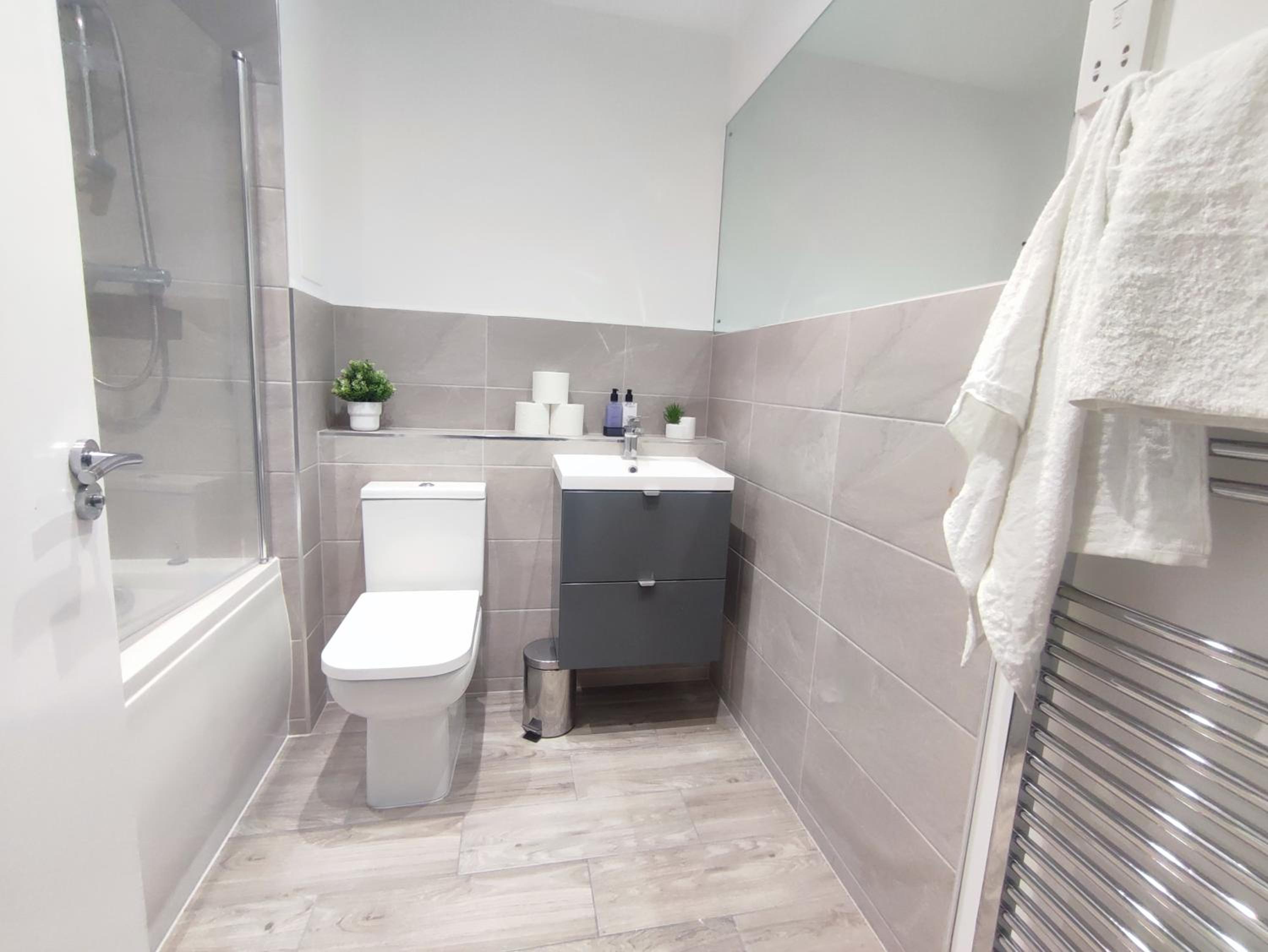 Immaculate 3Bed Apt, Close To O2, Excel, London Stadium & City