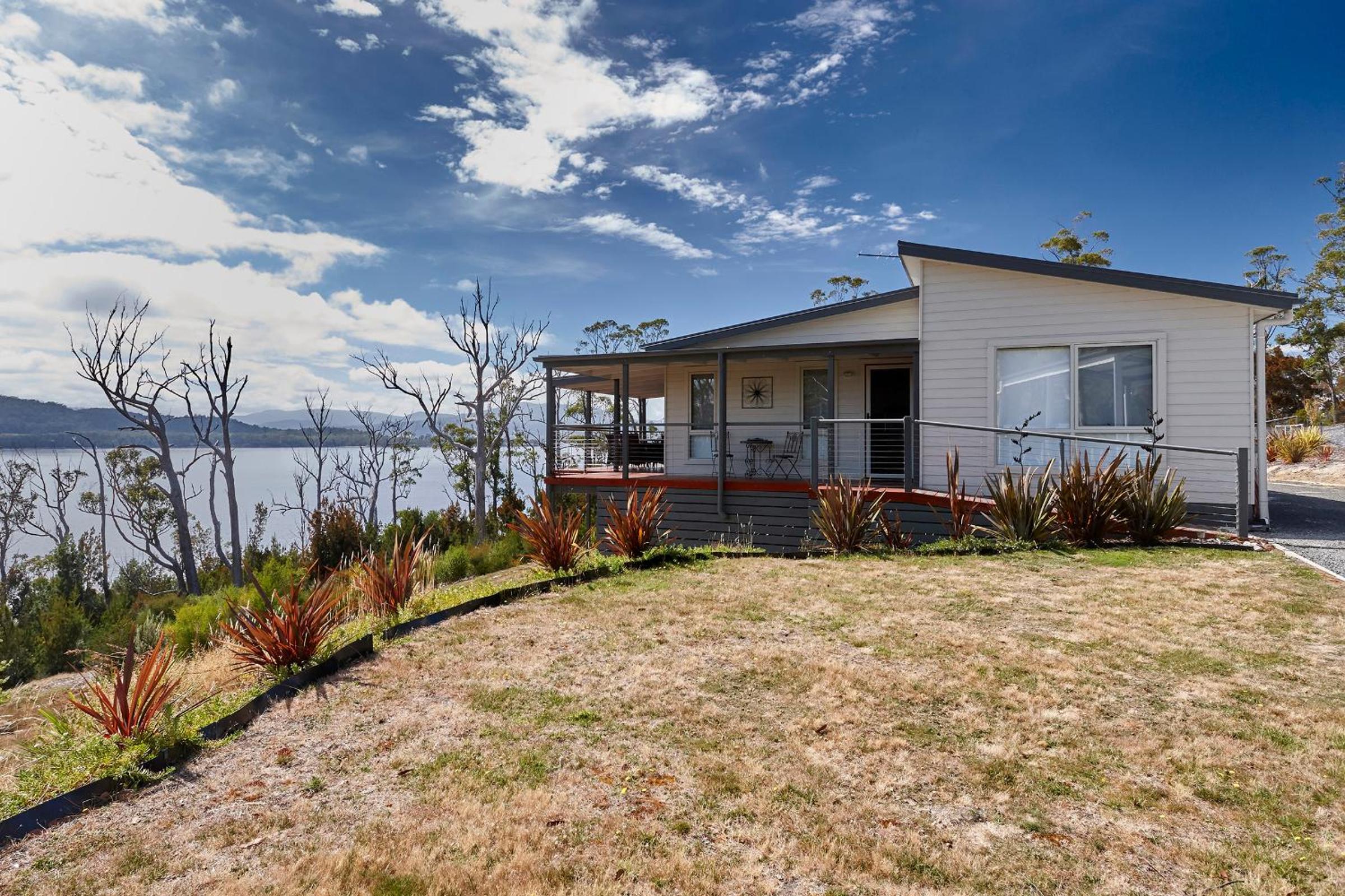 Esperance Landing
