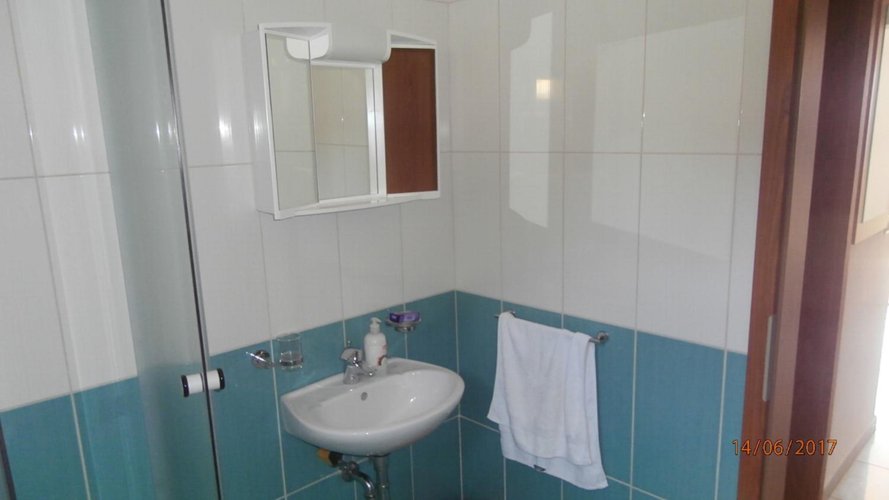 Charming Apartment with Sea View, Gdinj, 70 m², Garden