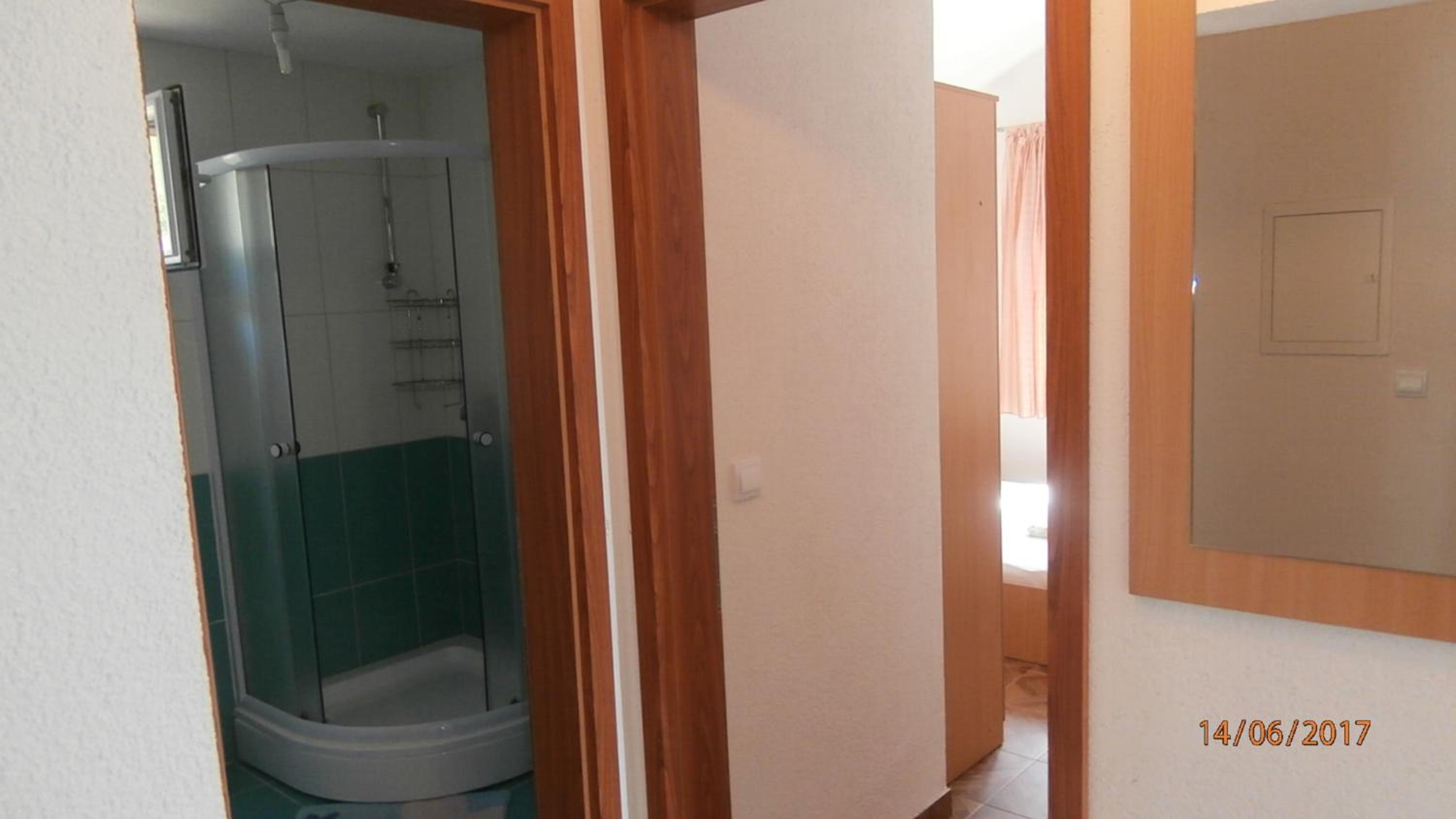 Charming Apartment with Sea View, Gdinj, 70 m², Garden