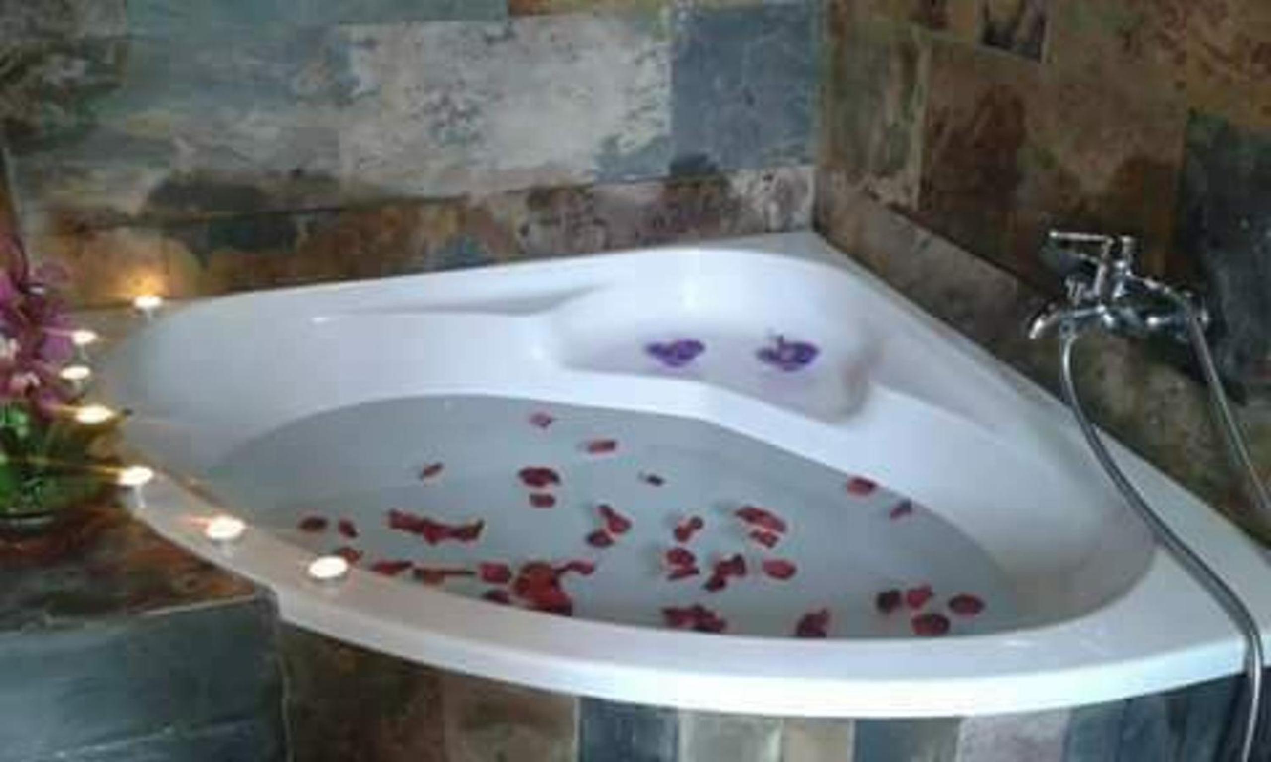 Elegant Villa near Caminha with Private Pool view 4