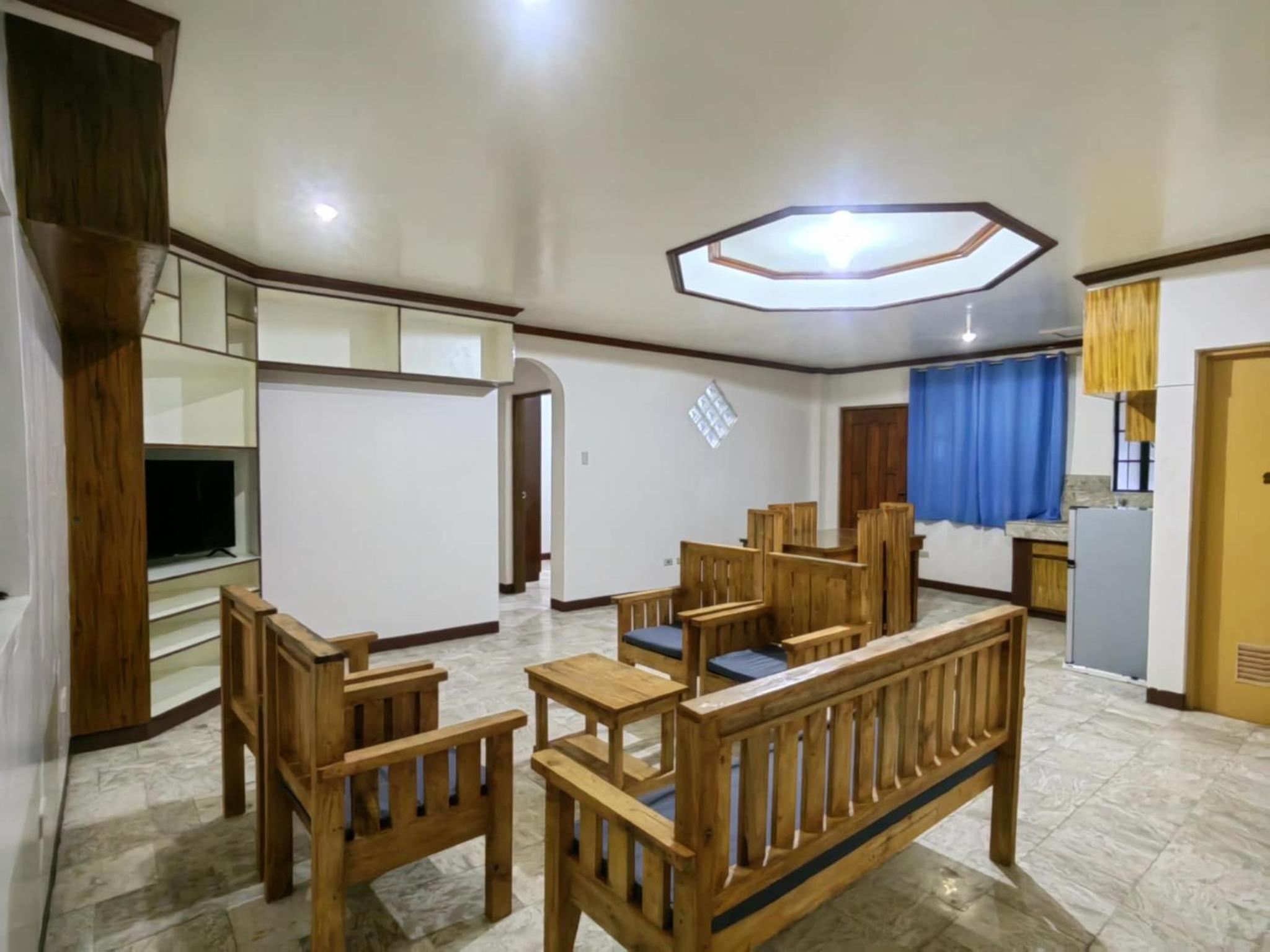 H G & O Affordable Apartment view 5