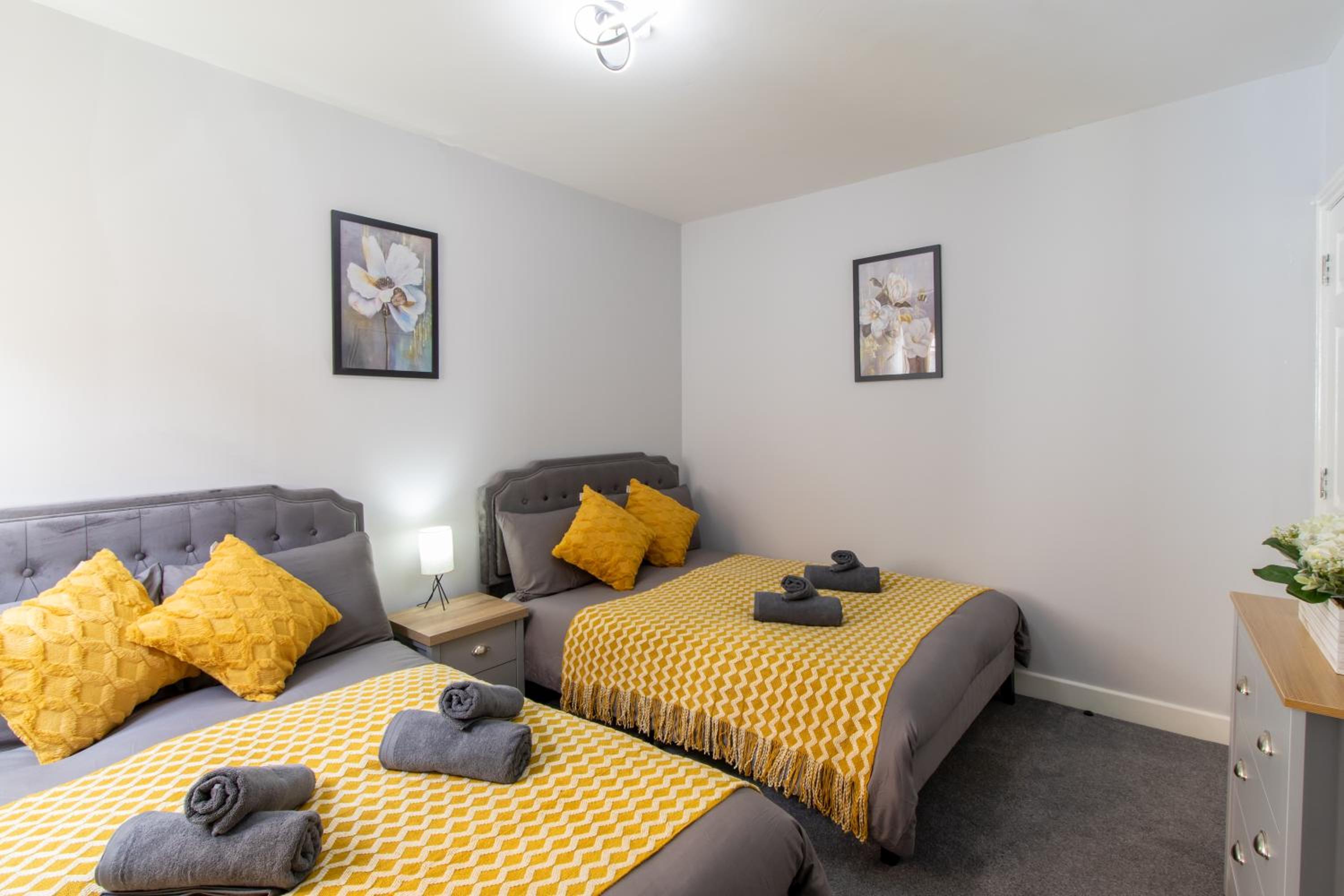 Open Mind Property - Cosy Apartment with 3 Beds view 4