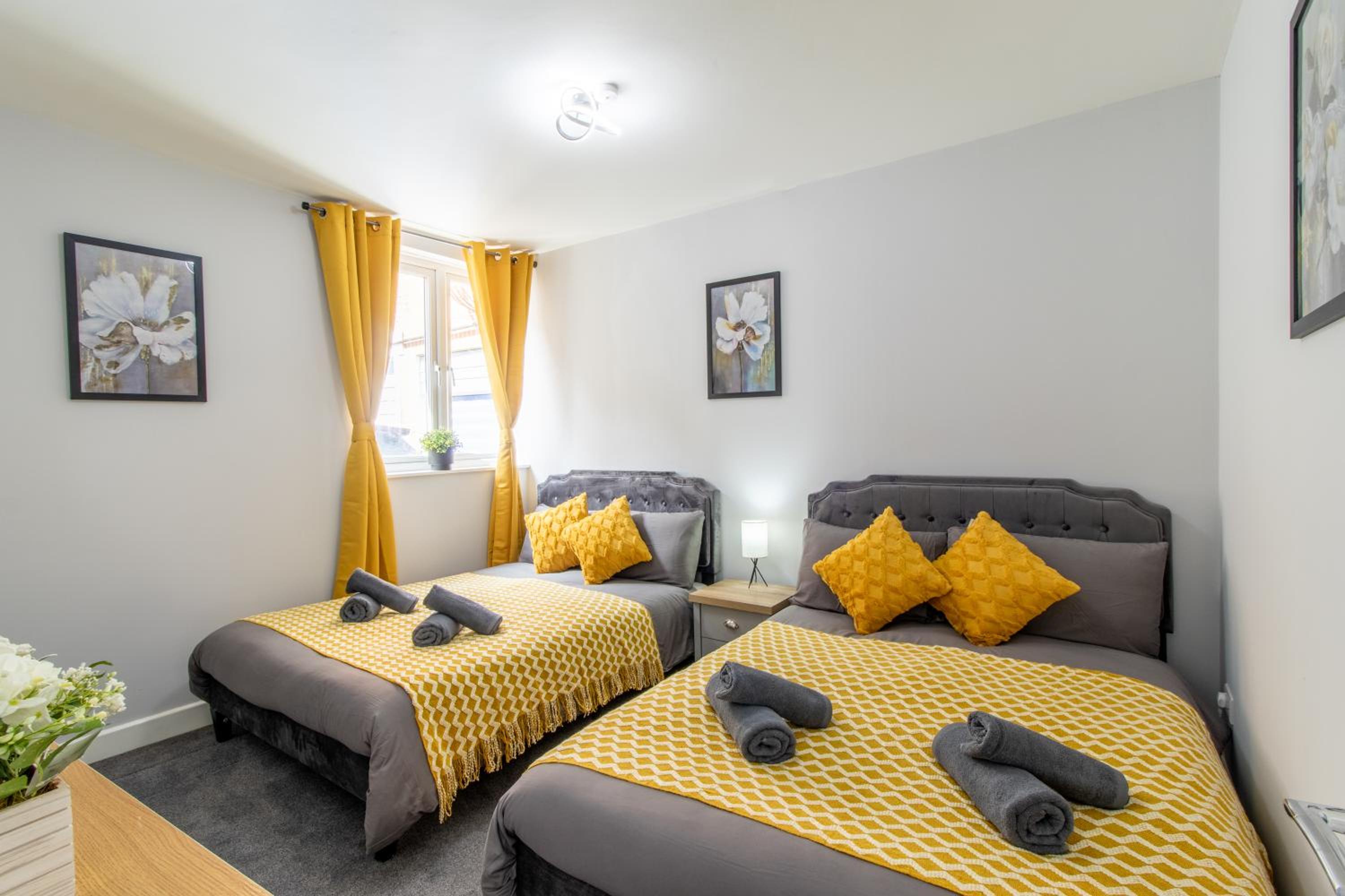 Open Mind Property - Cosy Apartment with 3 Beds view 5