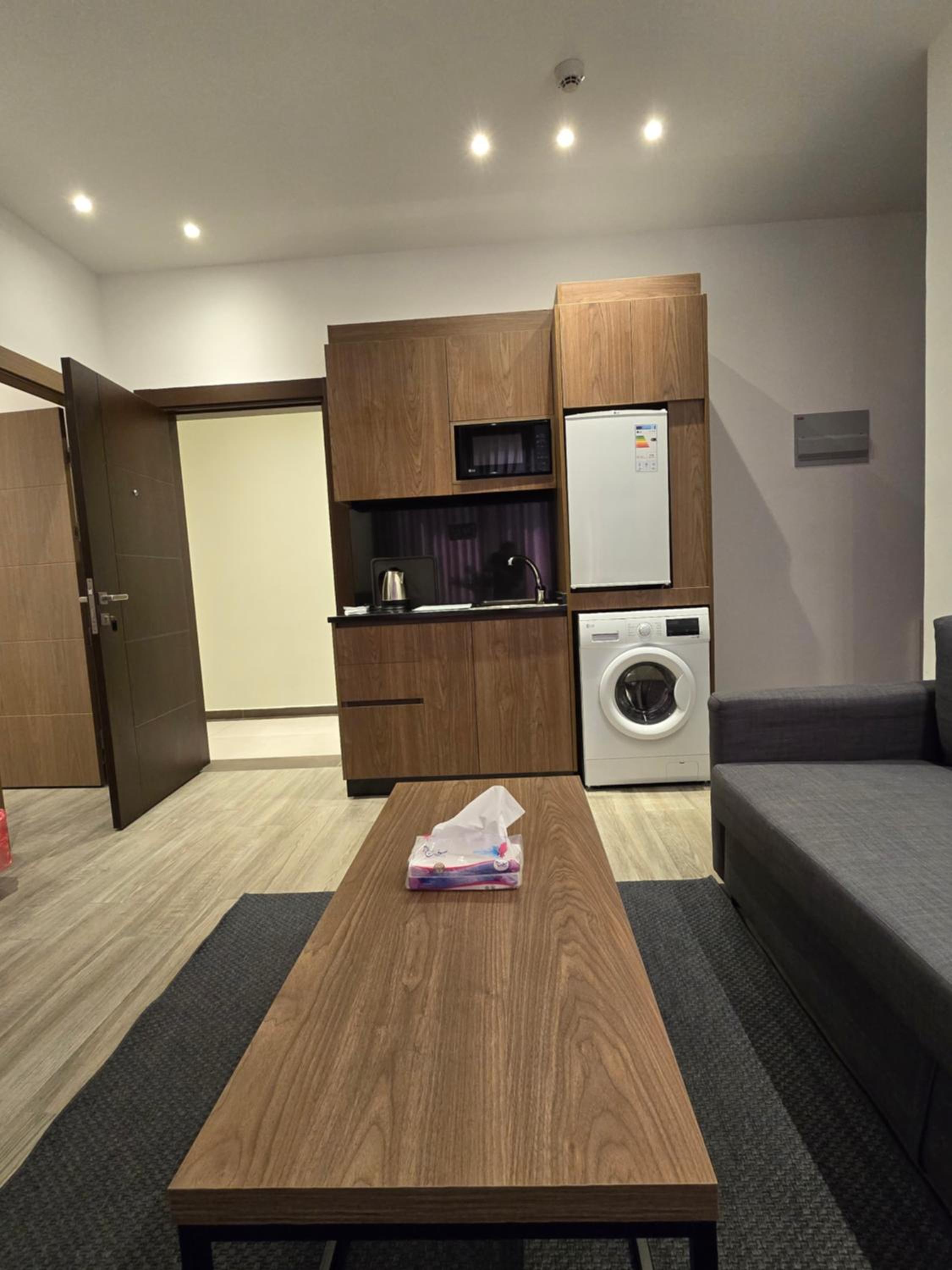 Alshakreen suites