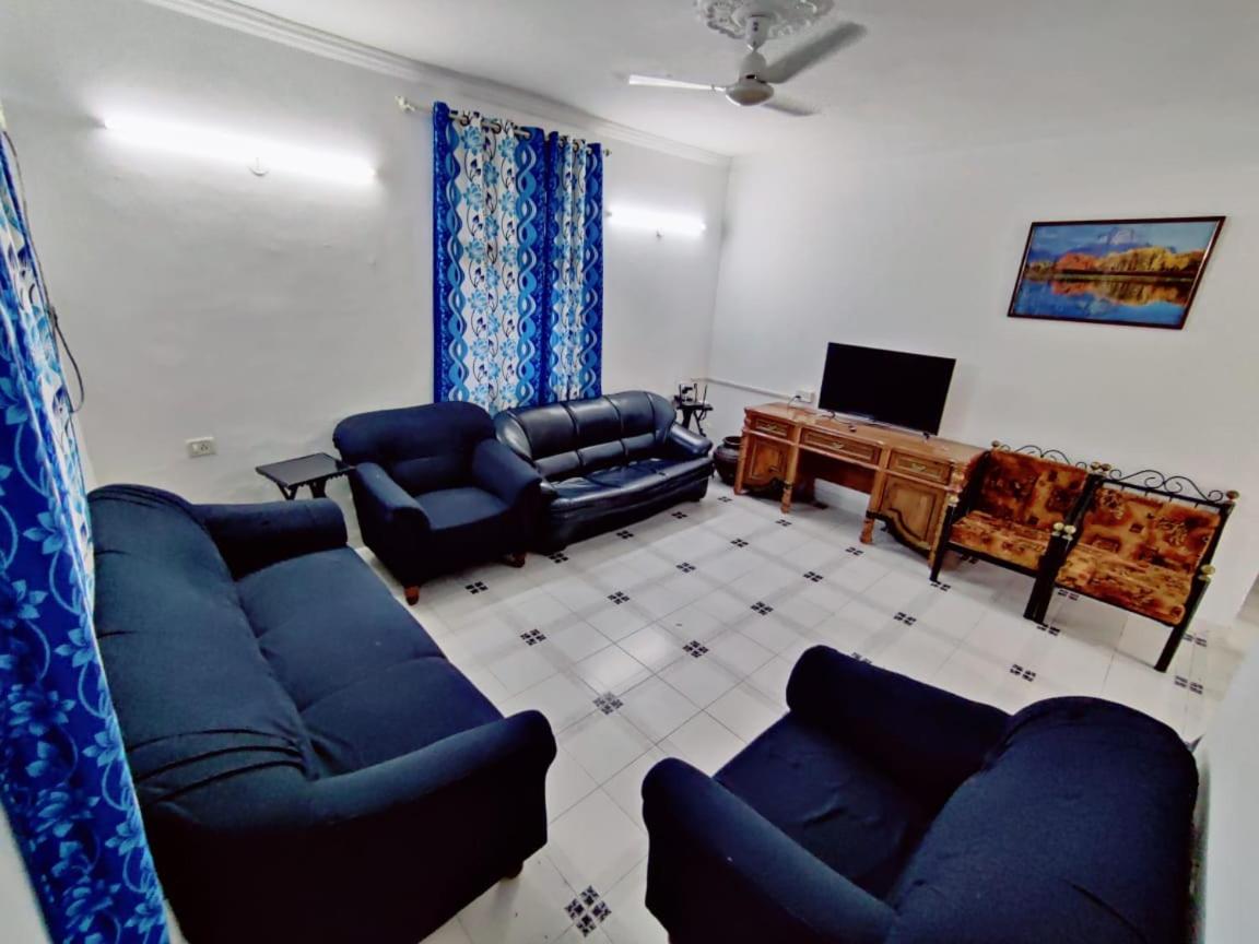 Amazing 4BHK Villa with Private Swimming Pool Near Candolim Beach