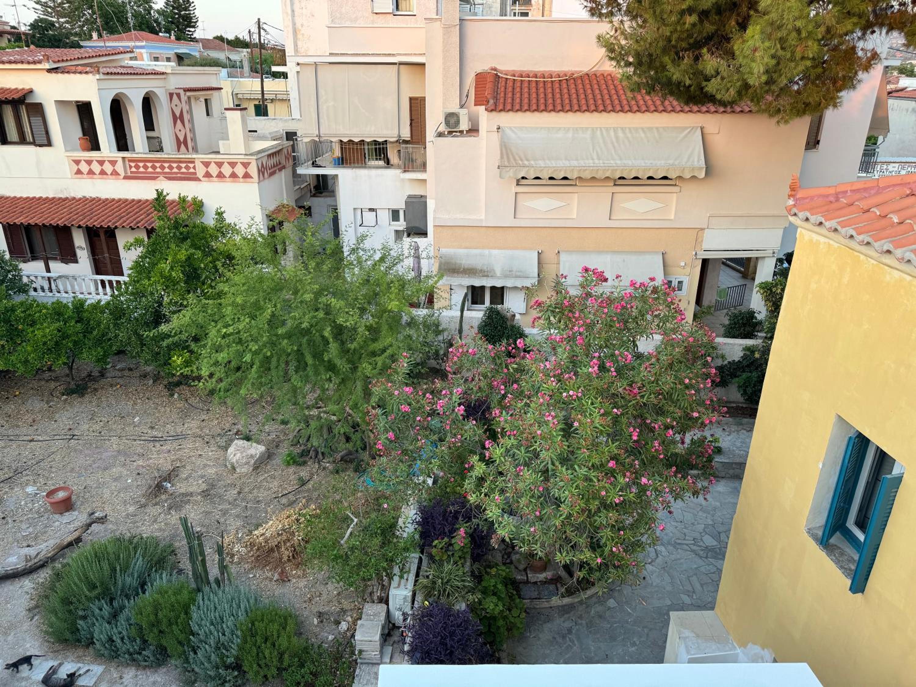 Thomaidou House - Heart of Aegina Town view 2