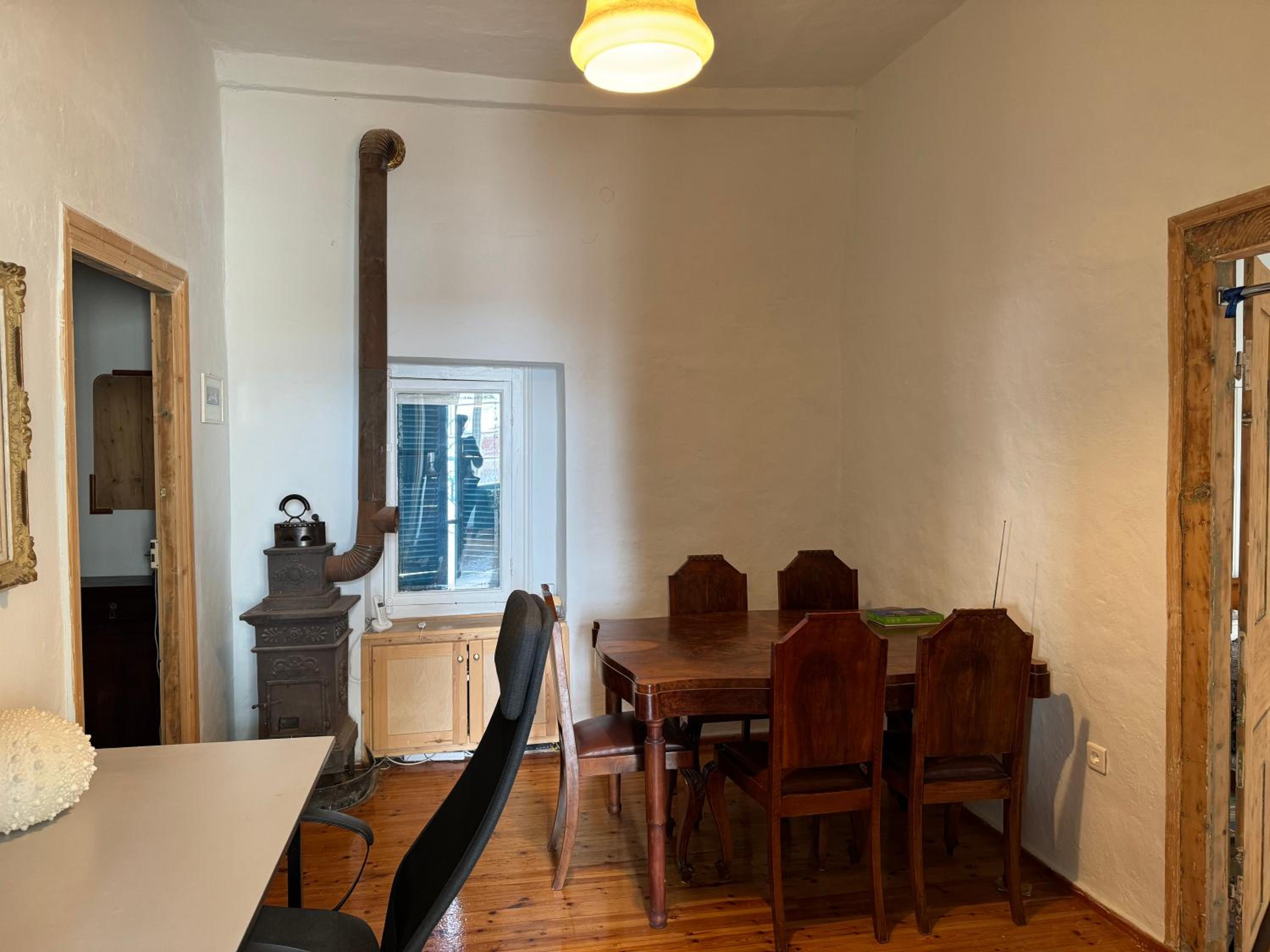 Photo 33
