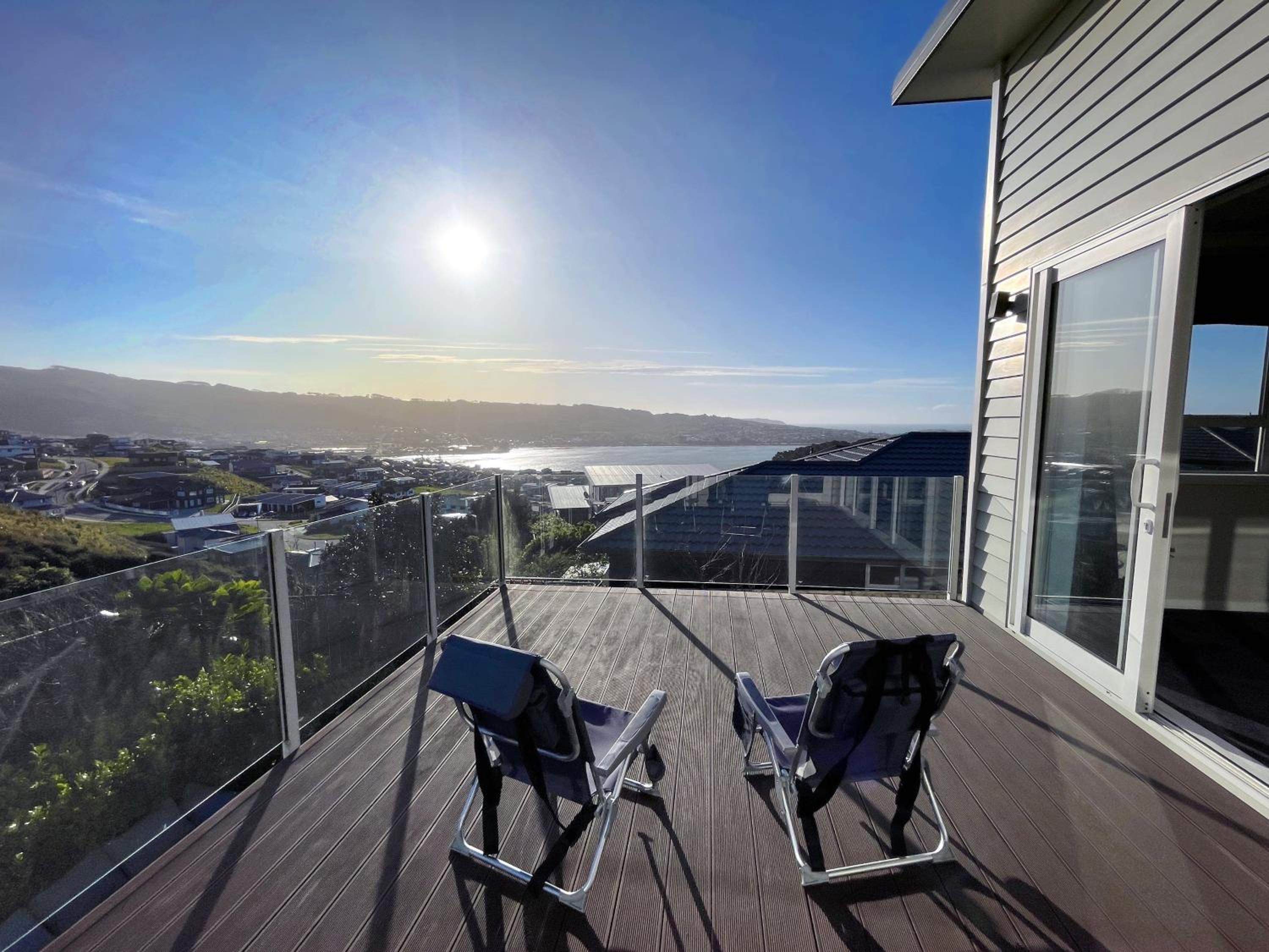 Aotea Beauty,Large, close to Adrenalin forest