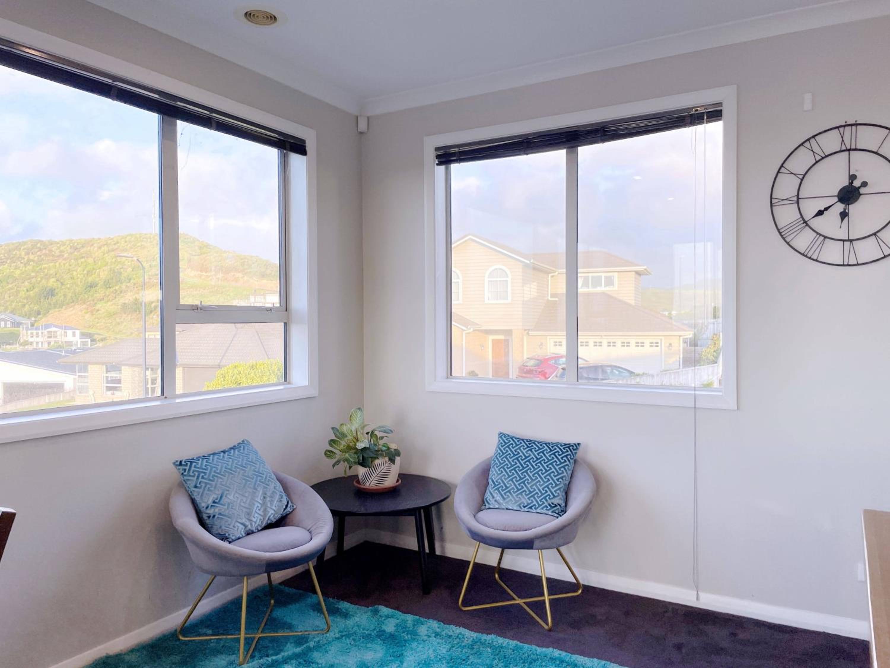 Aotea Beauty,Large, close to Adrenalin forest