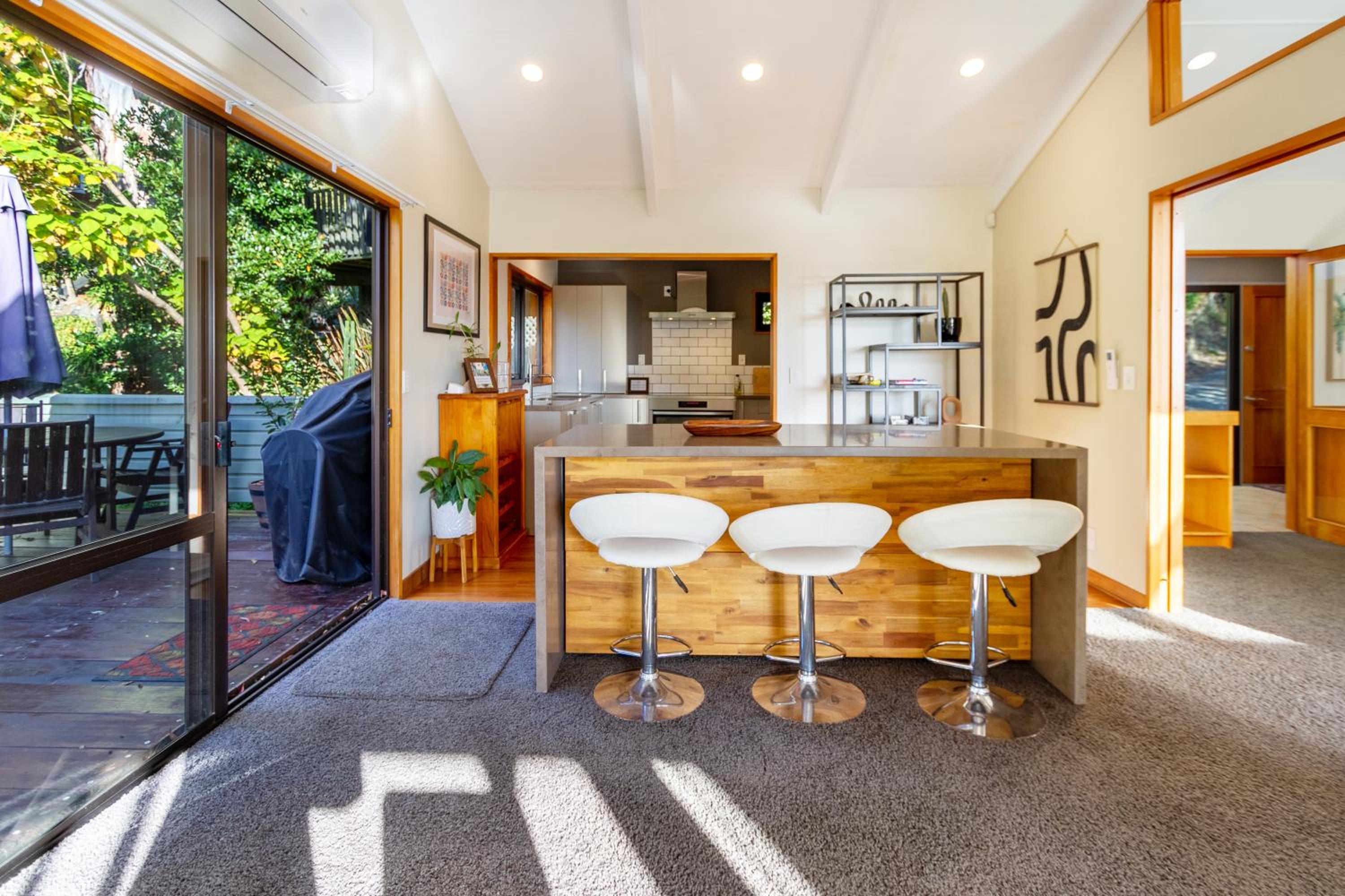 Large Stylish Home with Spectacular Views Across City view 2