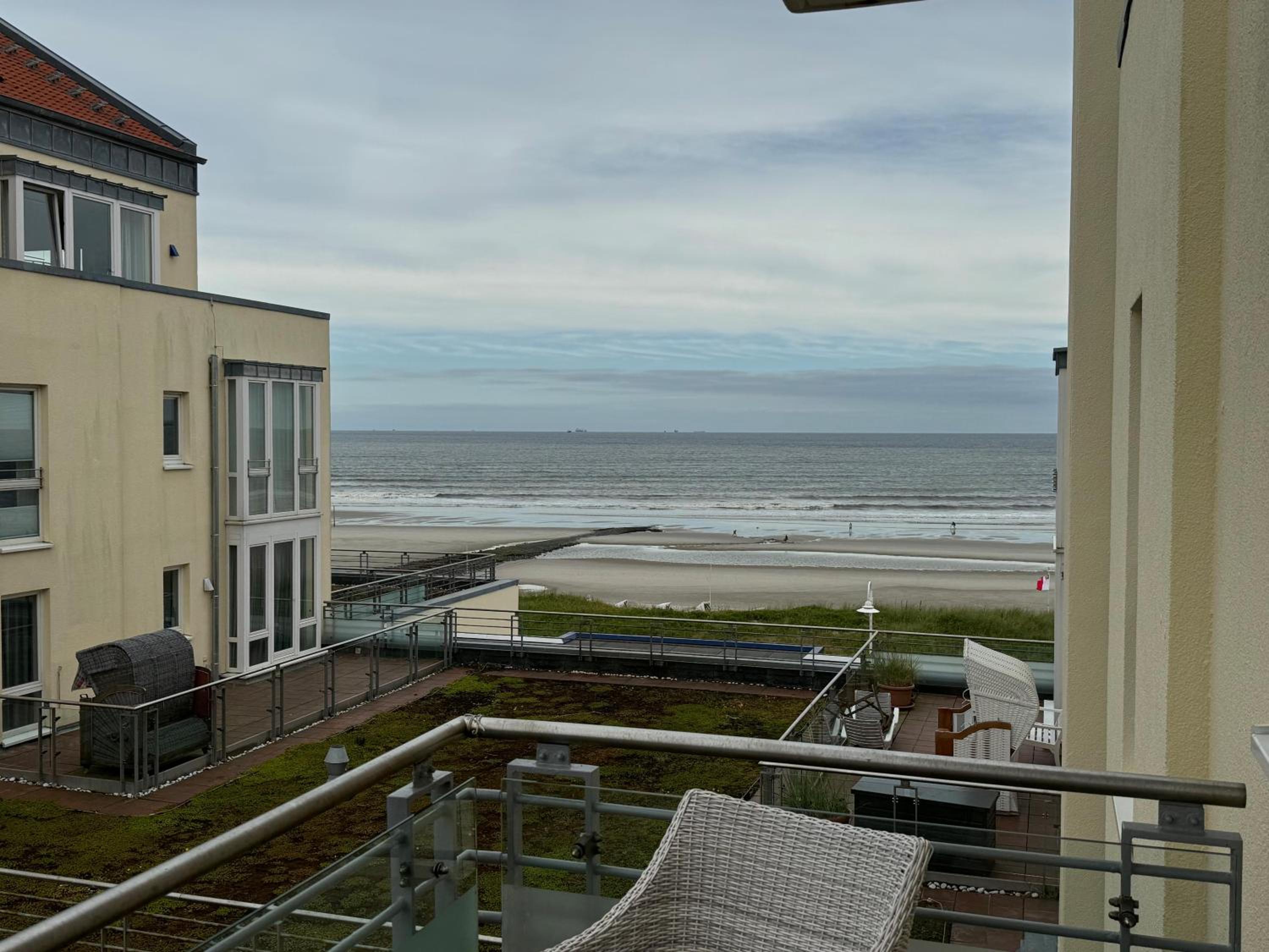 Kaiserhof Wangerooge Meeresbrise - Meerblick vom Balkon direkt am Strand