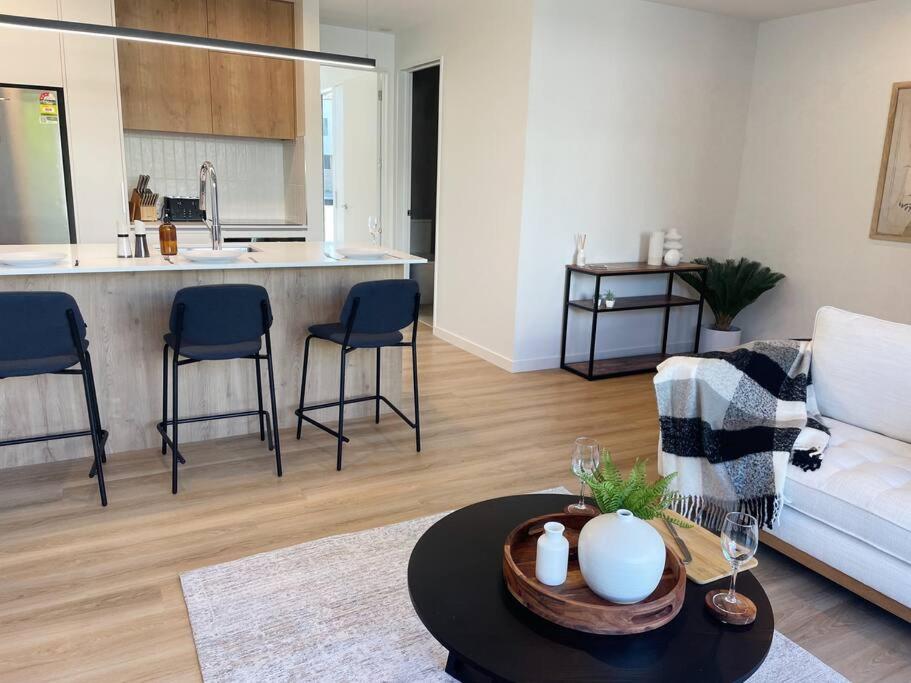 Modern Central Living