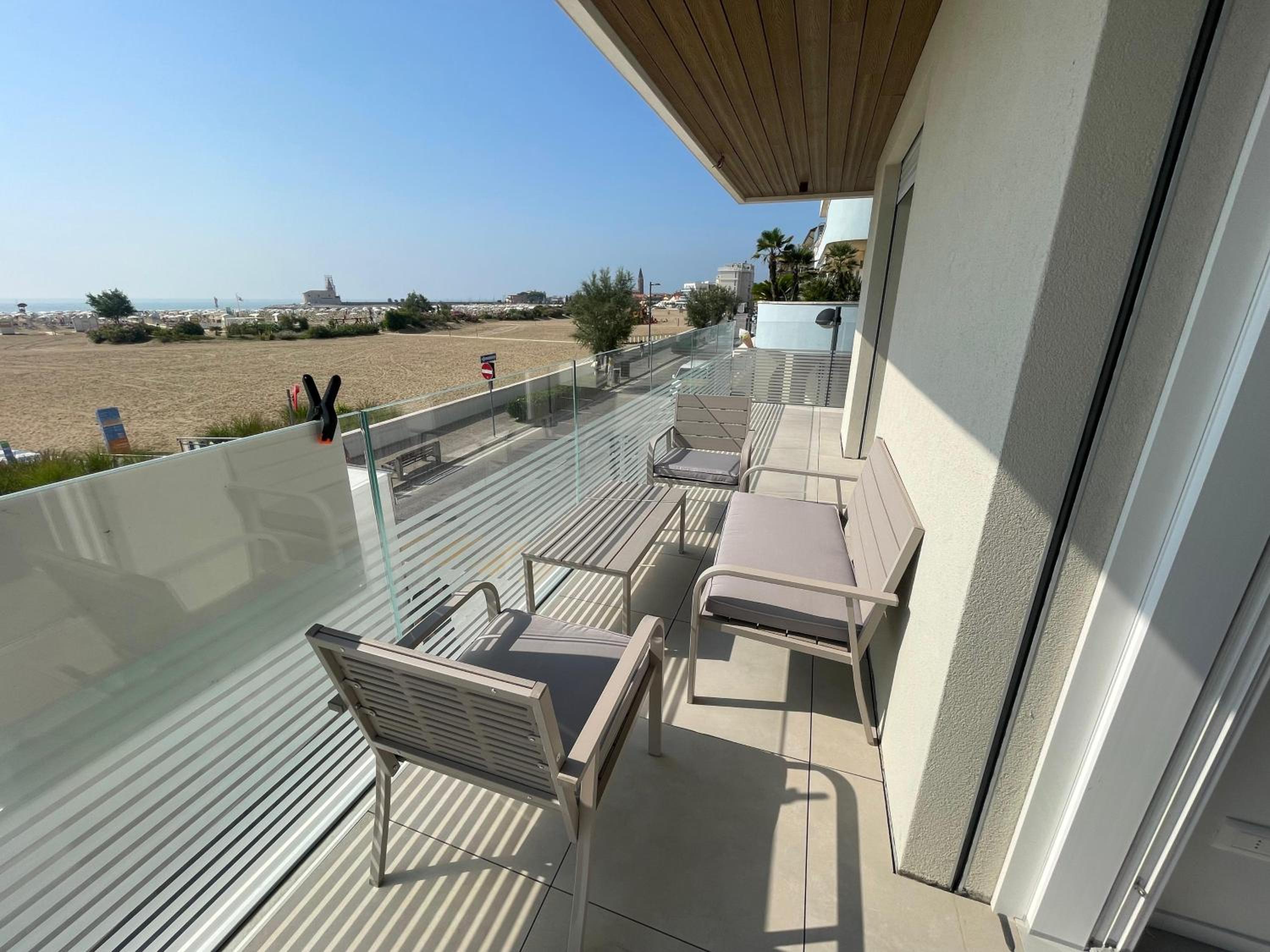 Seaview Levante new Apartments - Agenzia Cocal photo 2