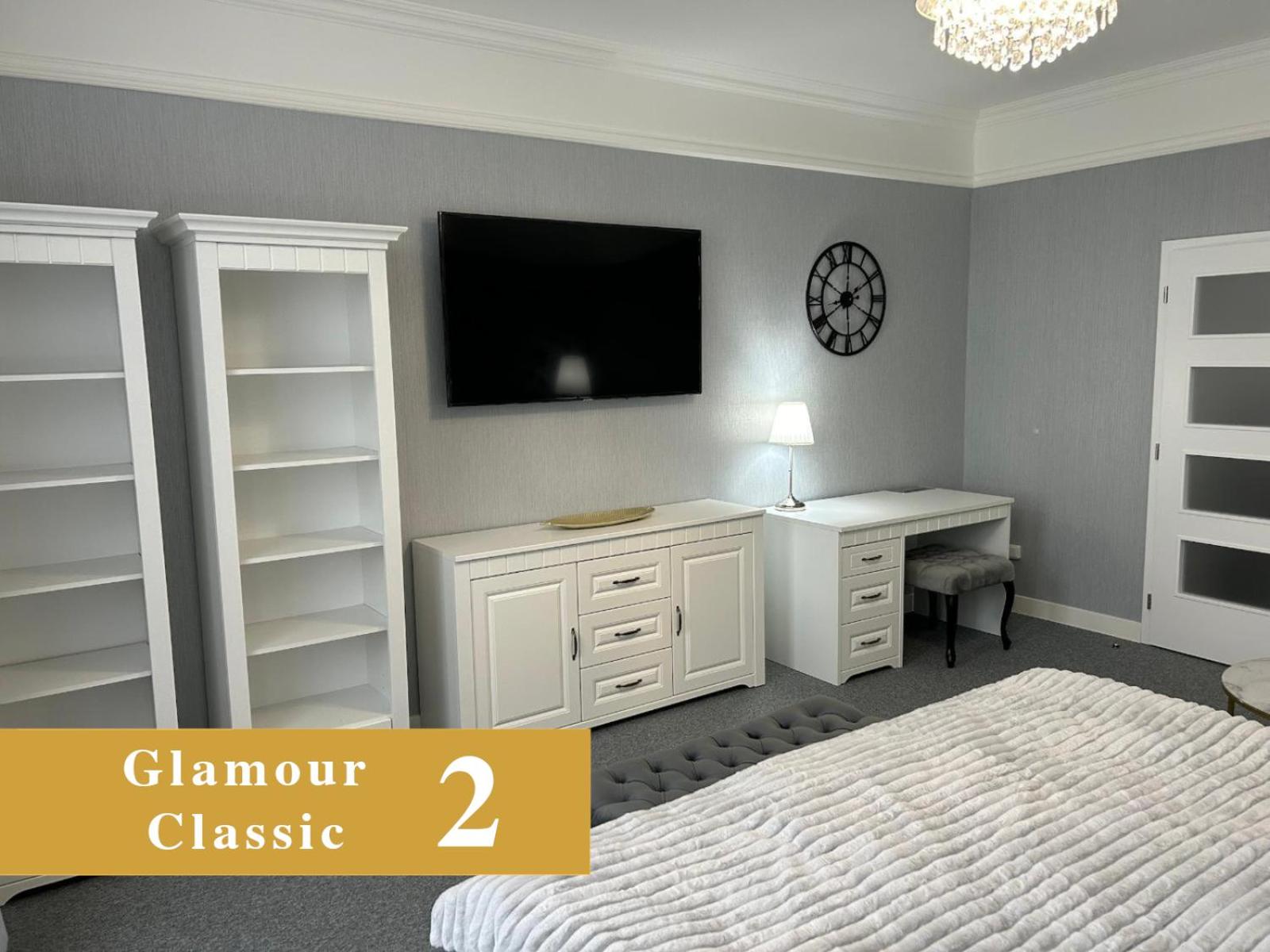 EFIPA Glamour Apartments