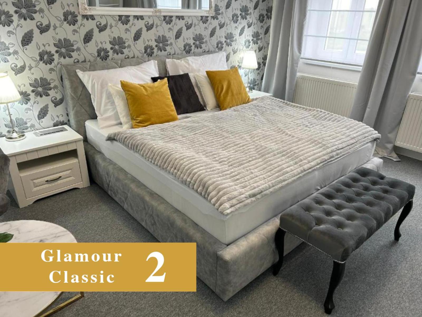 EFIPA Glamour Apartments