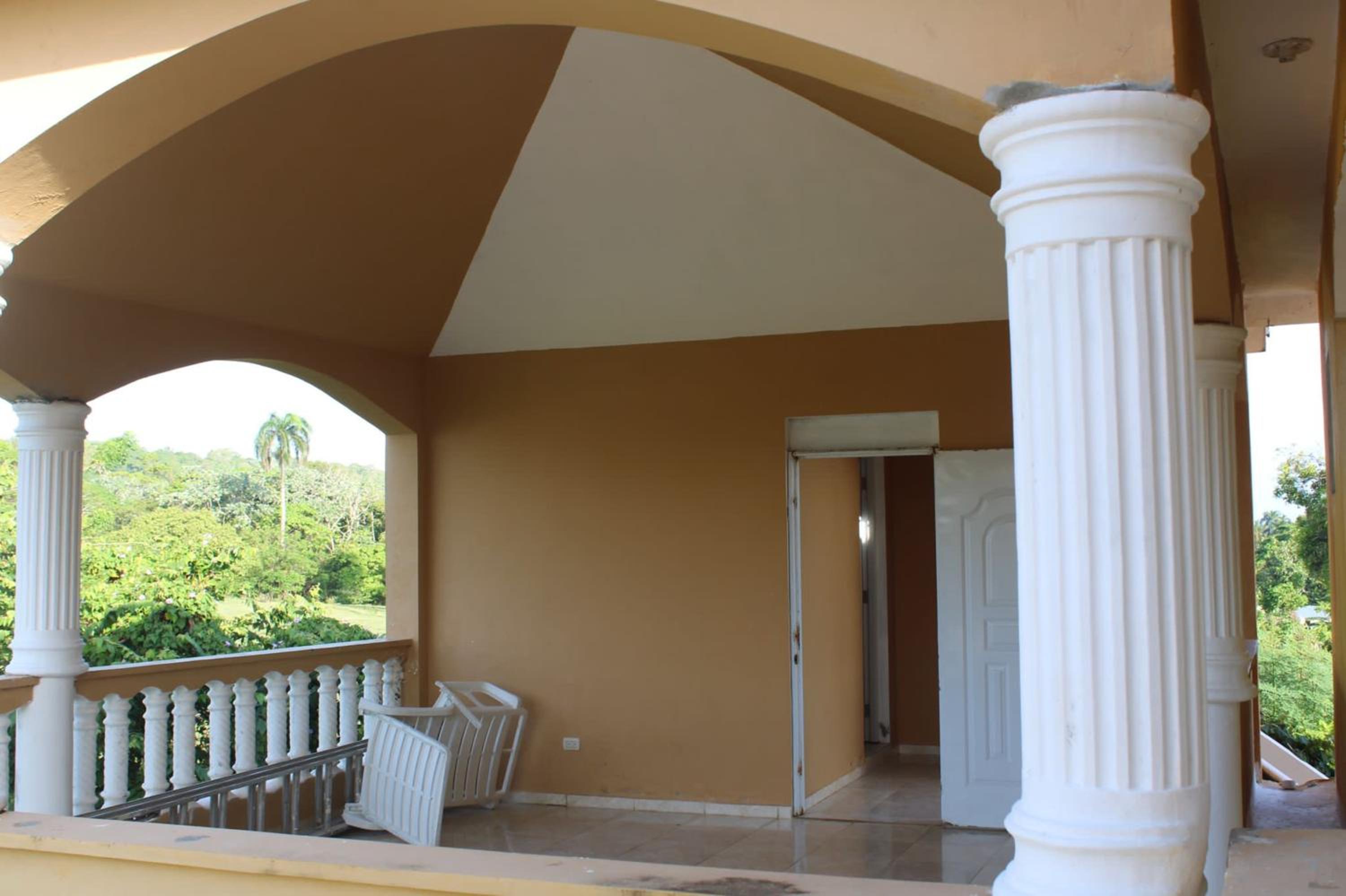 Elegant Villa in Nagua with Private Pool and Jacuzzi