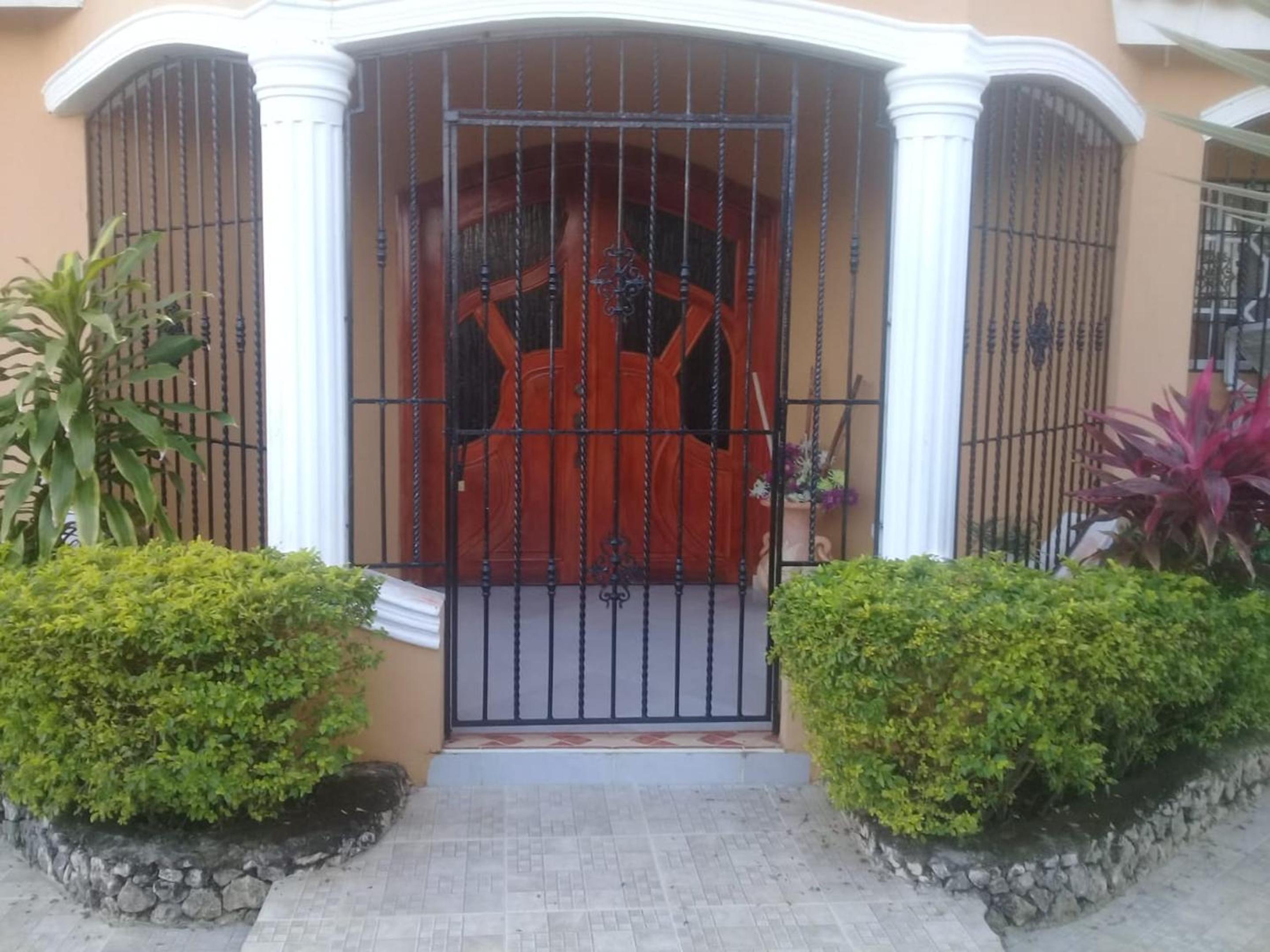 Elegant Villa in Nagua with Private Pool and Jacuzzi