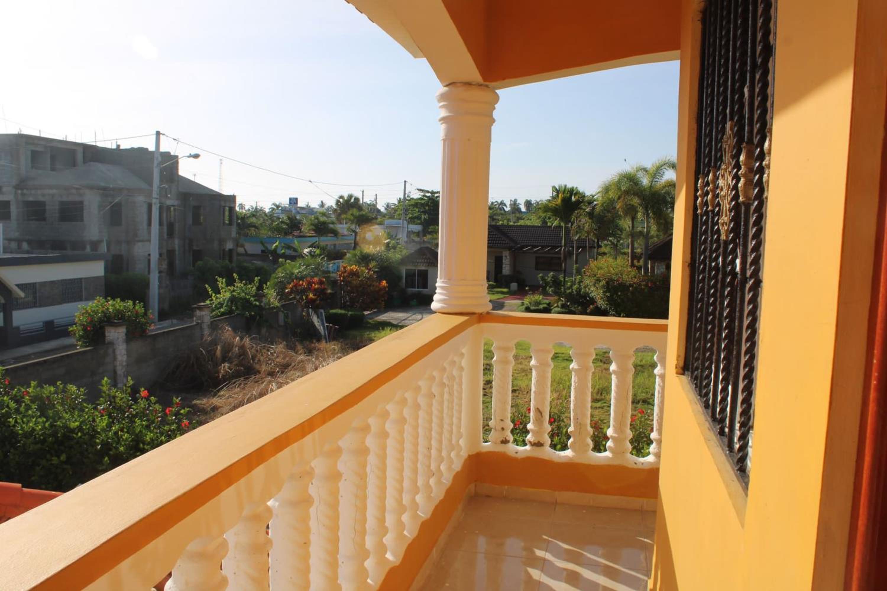 Elegant Villa in Nagua with Private Pool and Jacuzzi