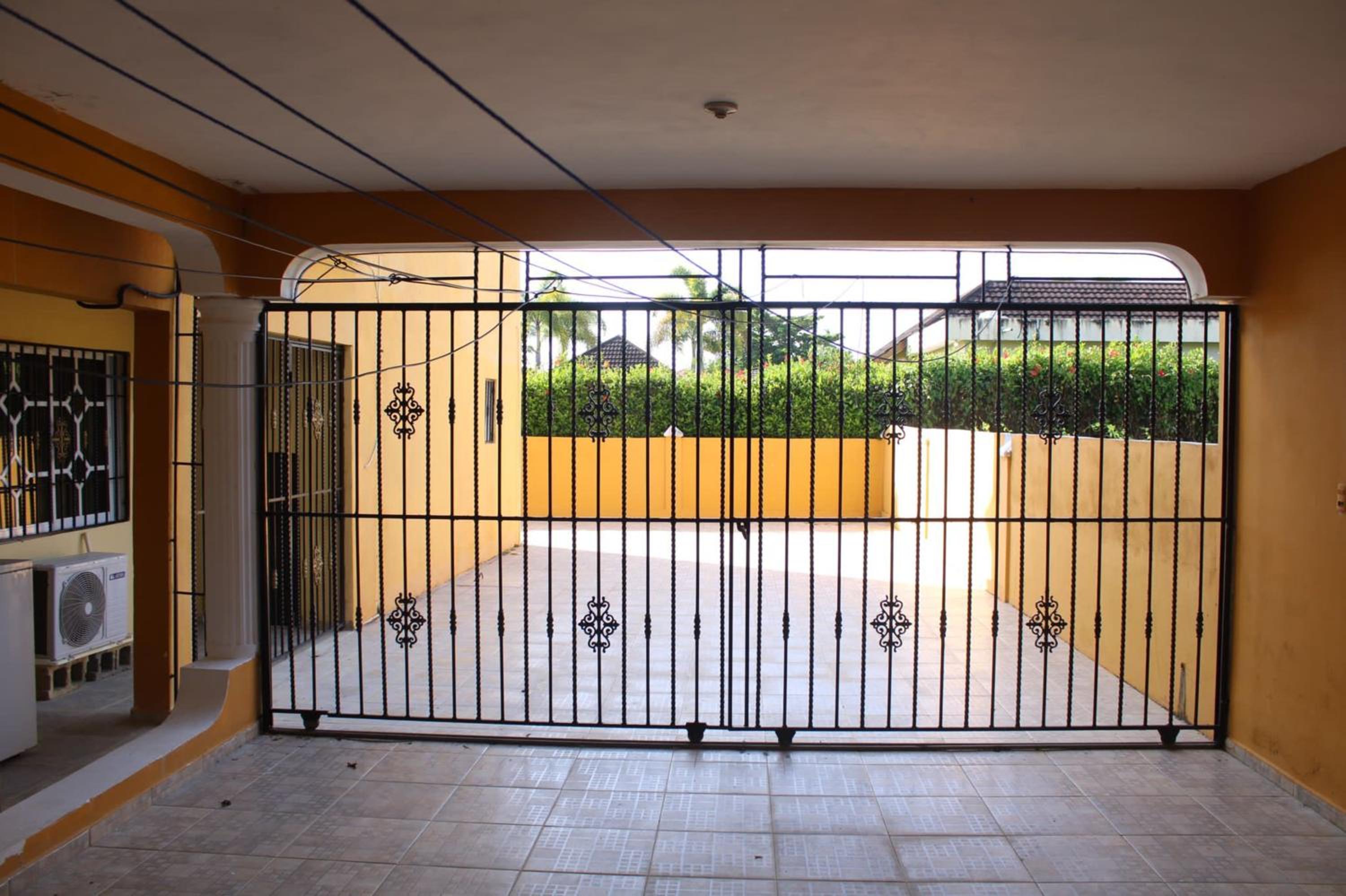 Elegant Villa in Nagua with Private Pool and Jacuzzi