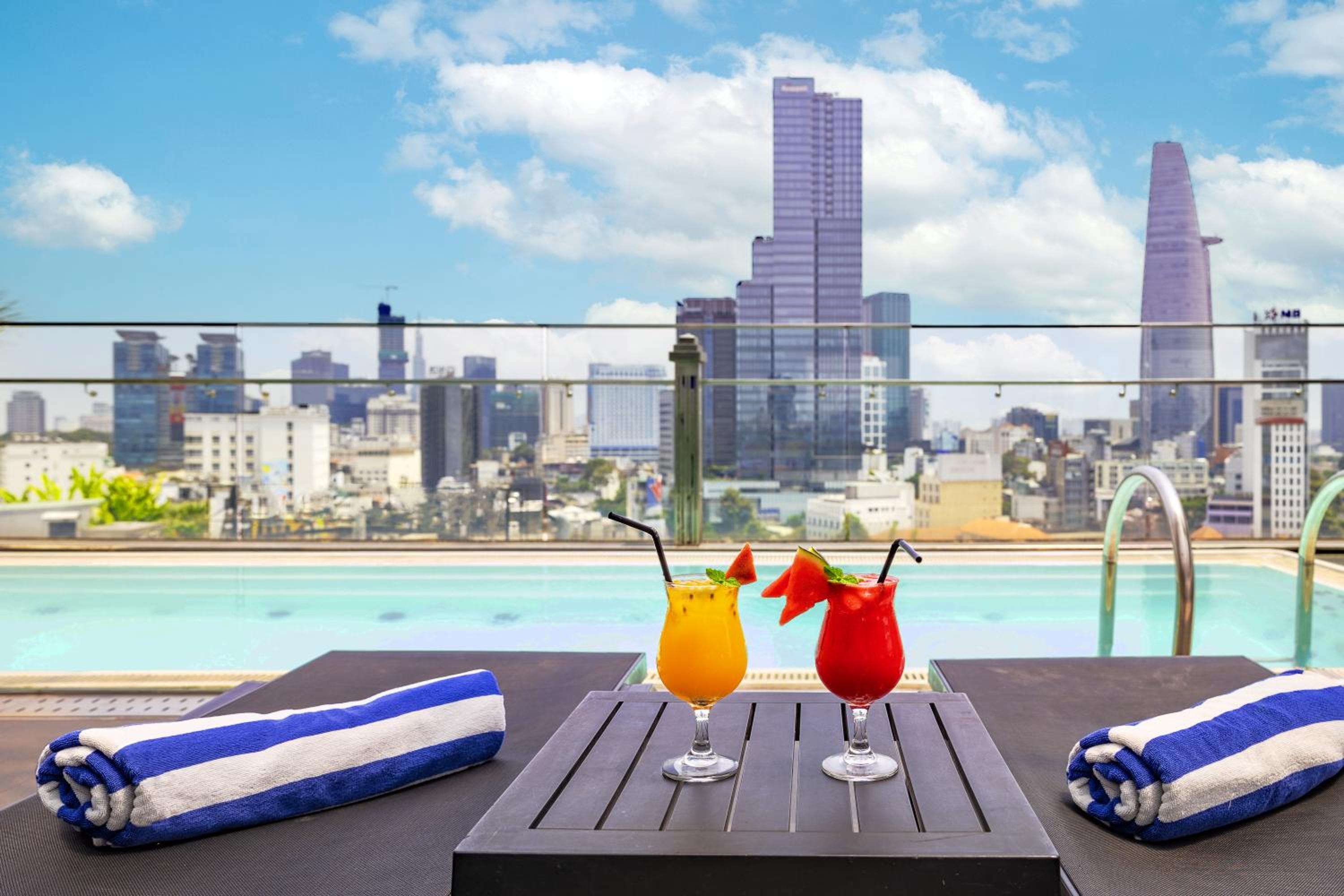 Winsuites Sai Gon Hotel 6