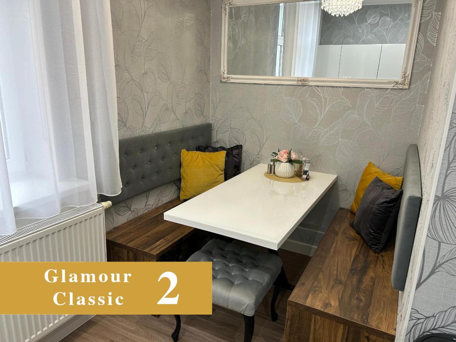 EFIPA Glamour Apartments