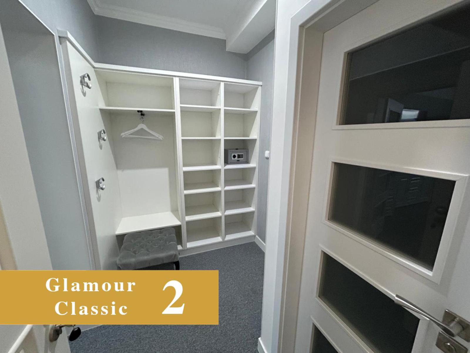 EFIPA Glamour Apartments