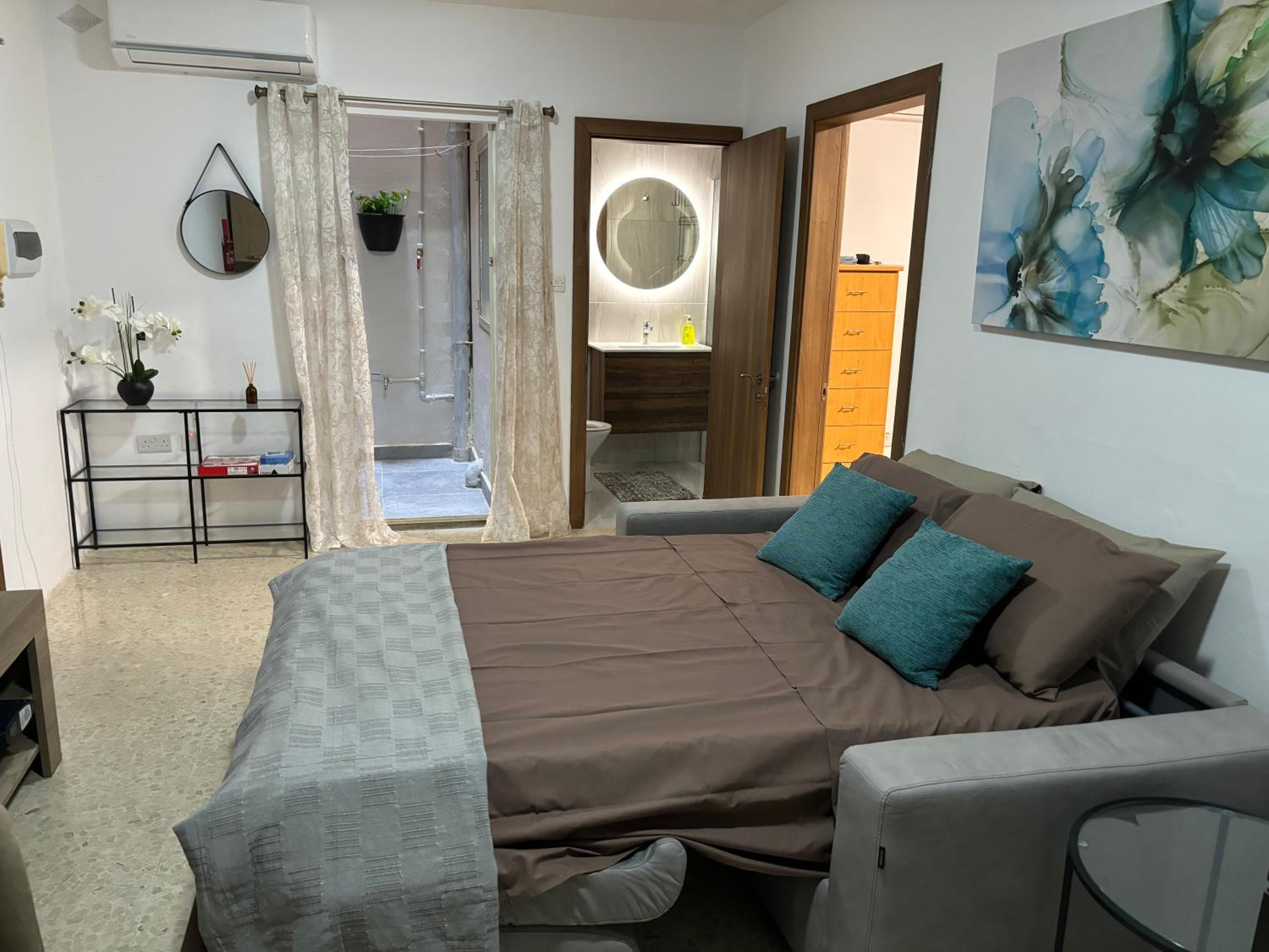 Nest photo 2