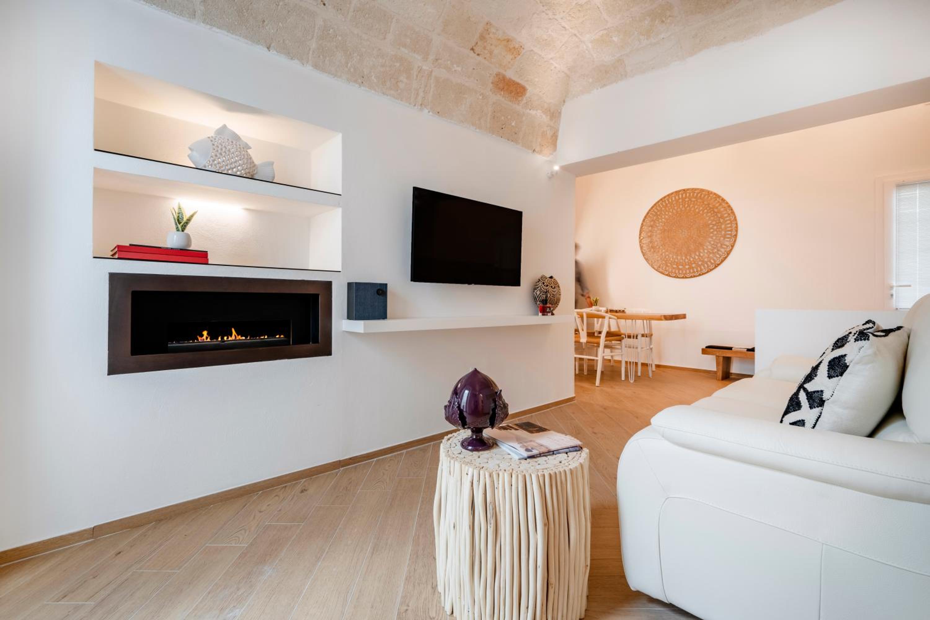 Infinito Luxury by BarbarHouse