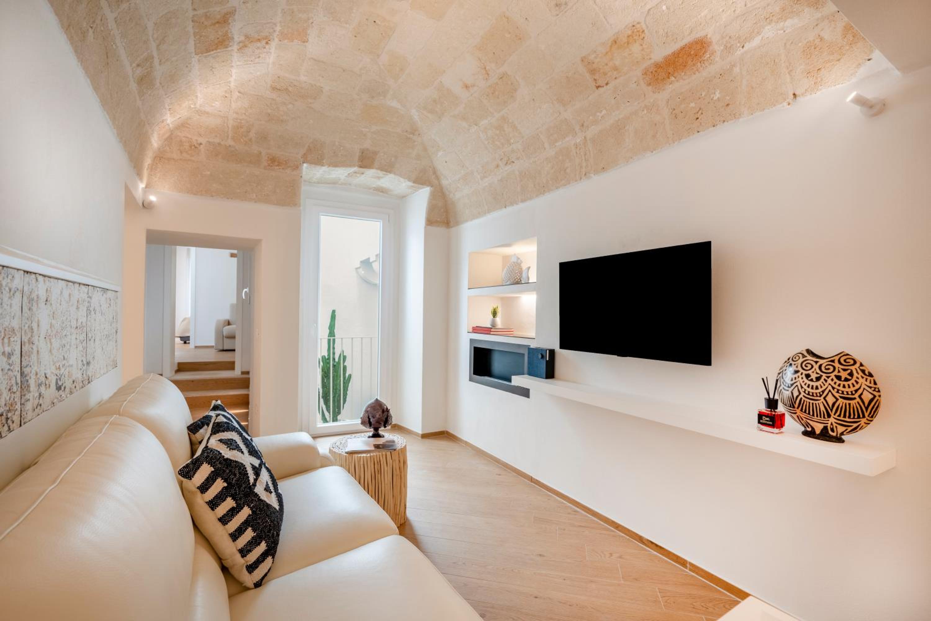 Infinito Luxury by BarbarHouse