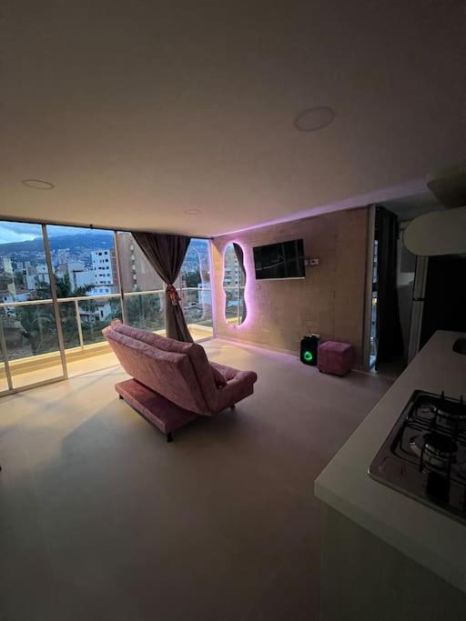 Lindo apartamento en Laureles con piscina 501
