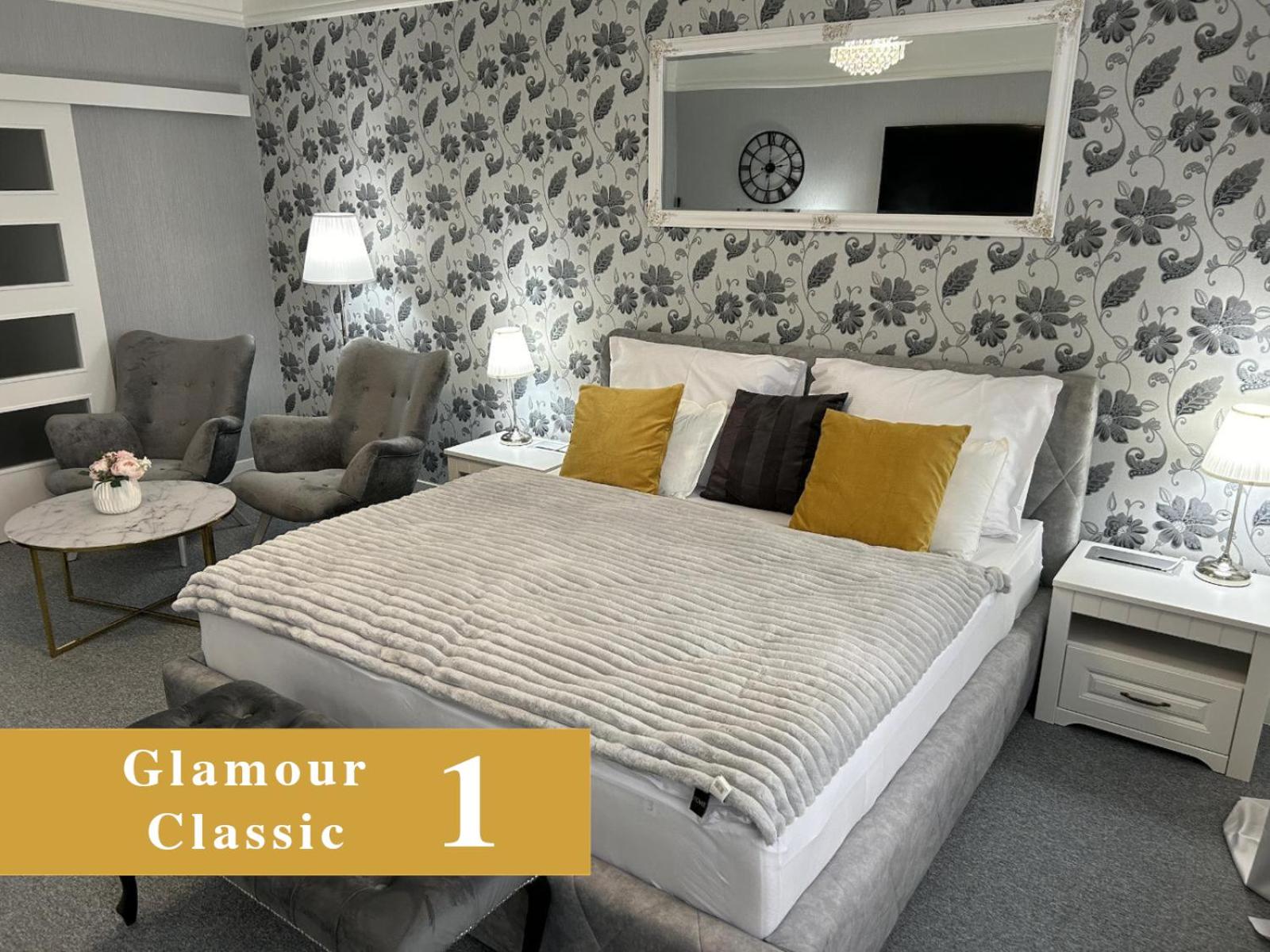 EFIPA Glamour Apartments