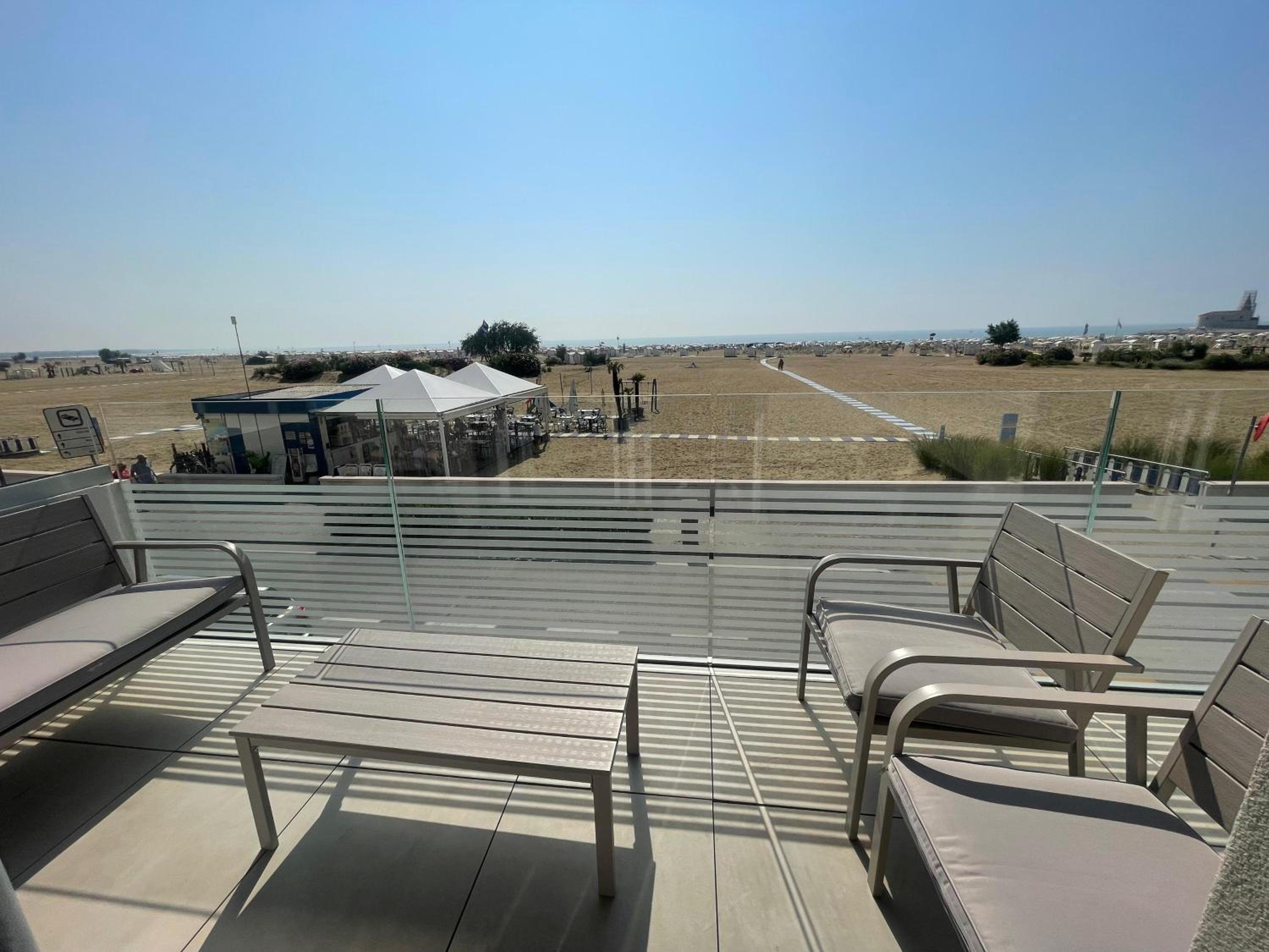 Seaview Levante new Apartments - Agenzia Cocal