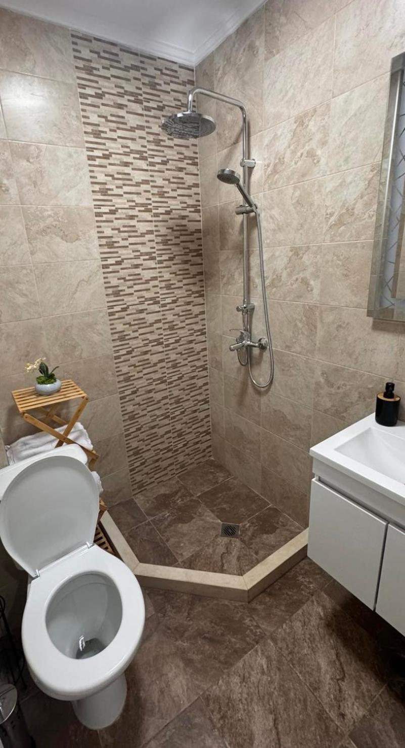 Goldy central beach apartment with private garden Burgas