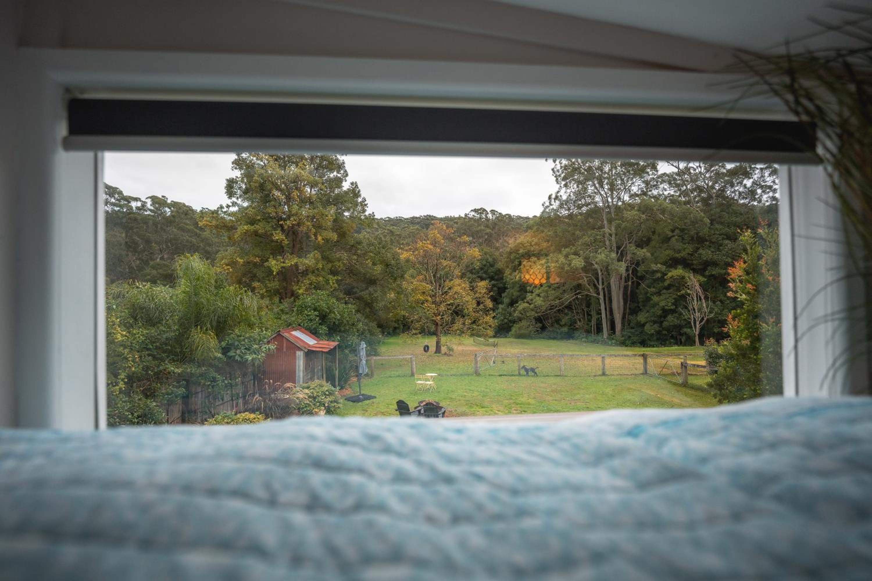 Central Coast Deck and Spa Luxury Tiny House with firepit