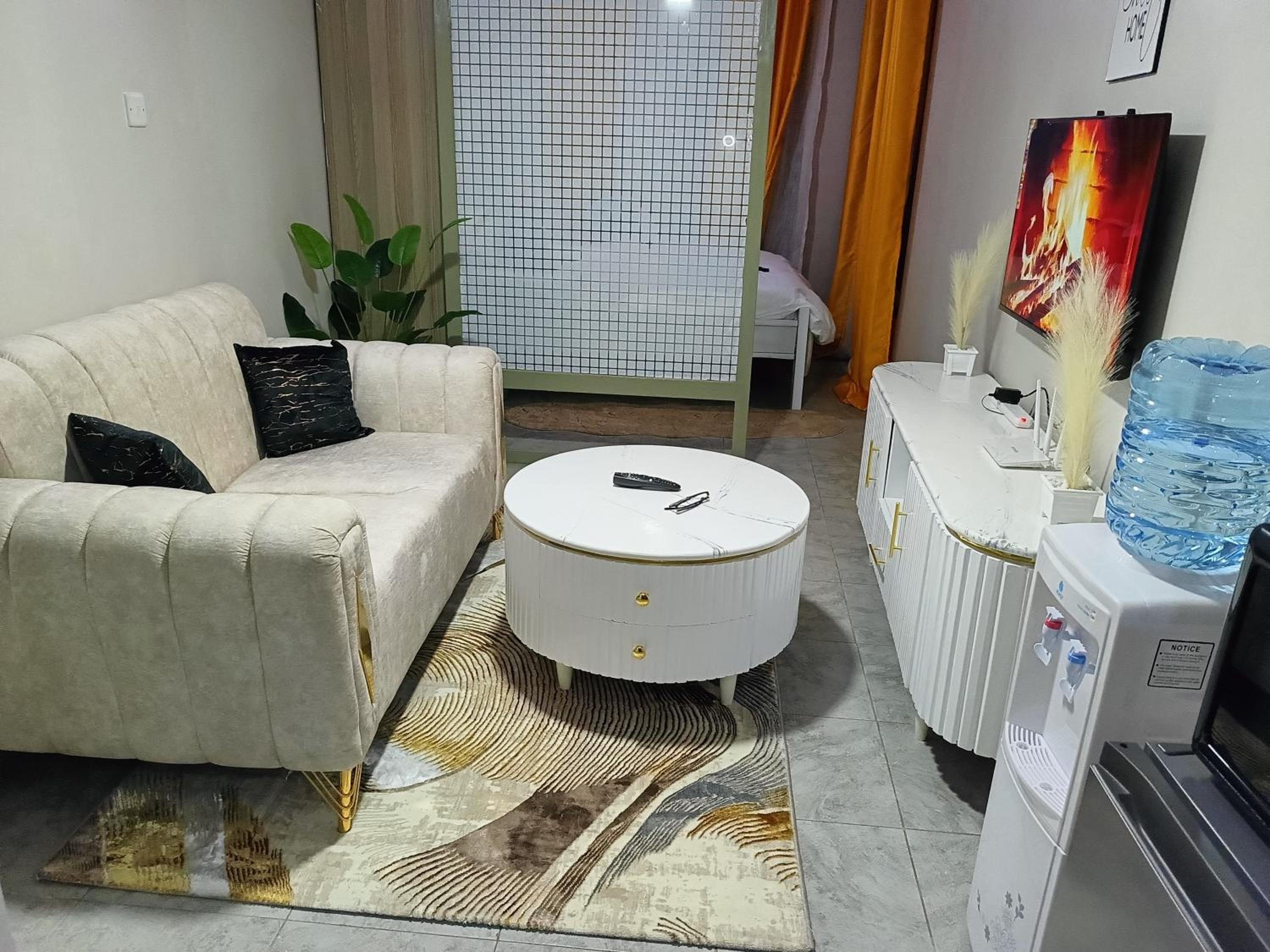 Tsavo studios apartments -Fedha