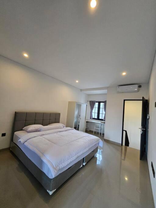 Entire House Jimbaran