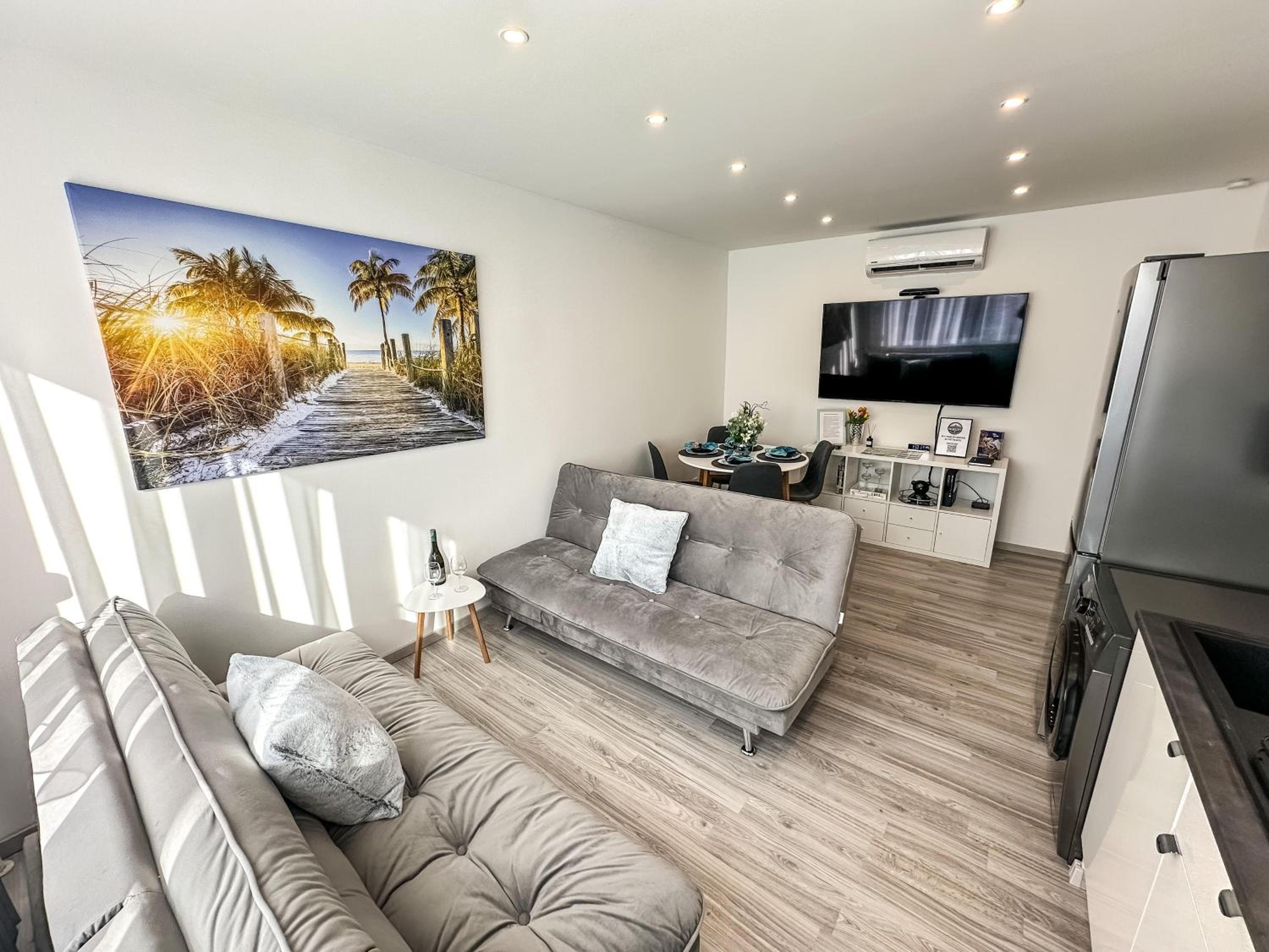 Palace City Apartman,T13, AC, Klima view 2