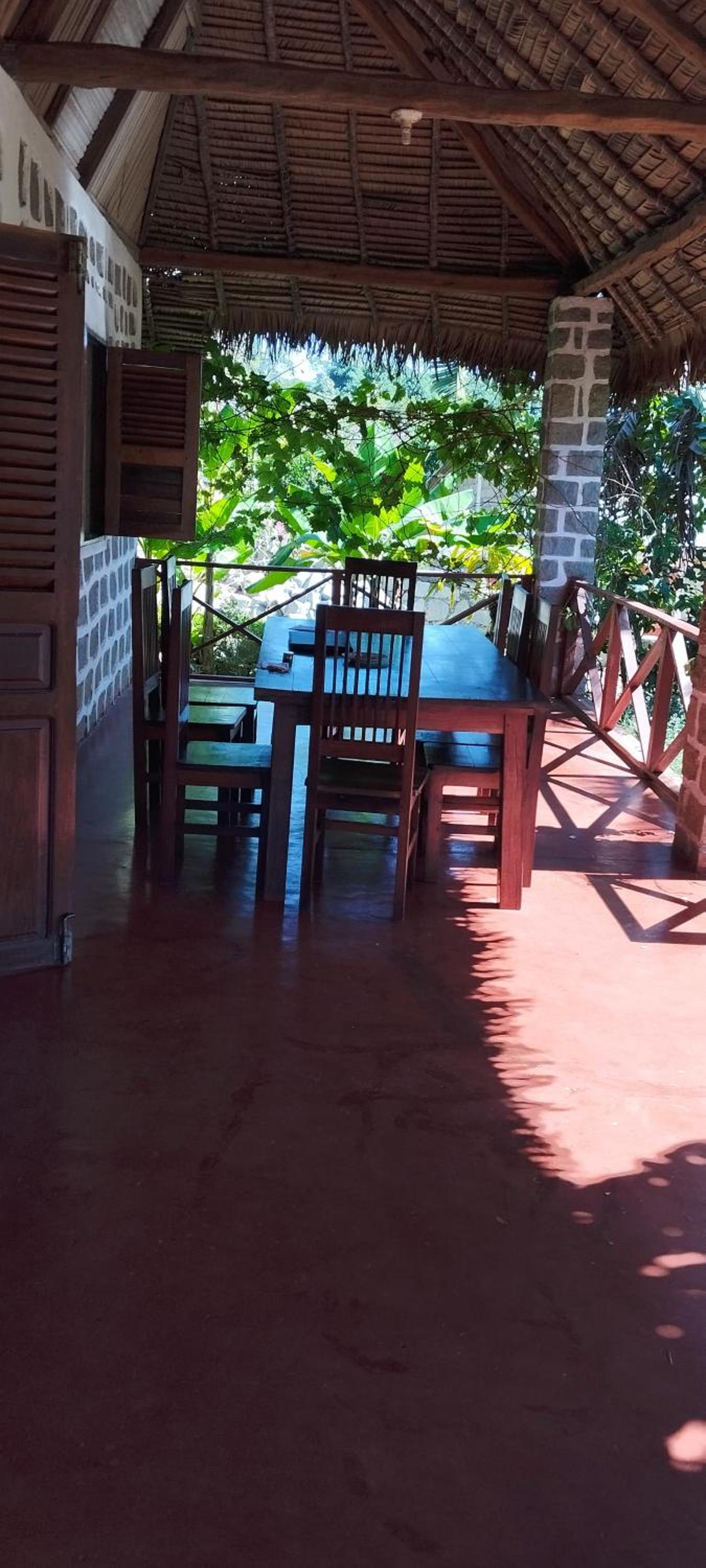 Chez Sania