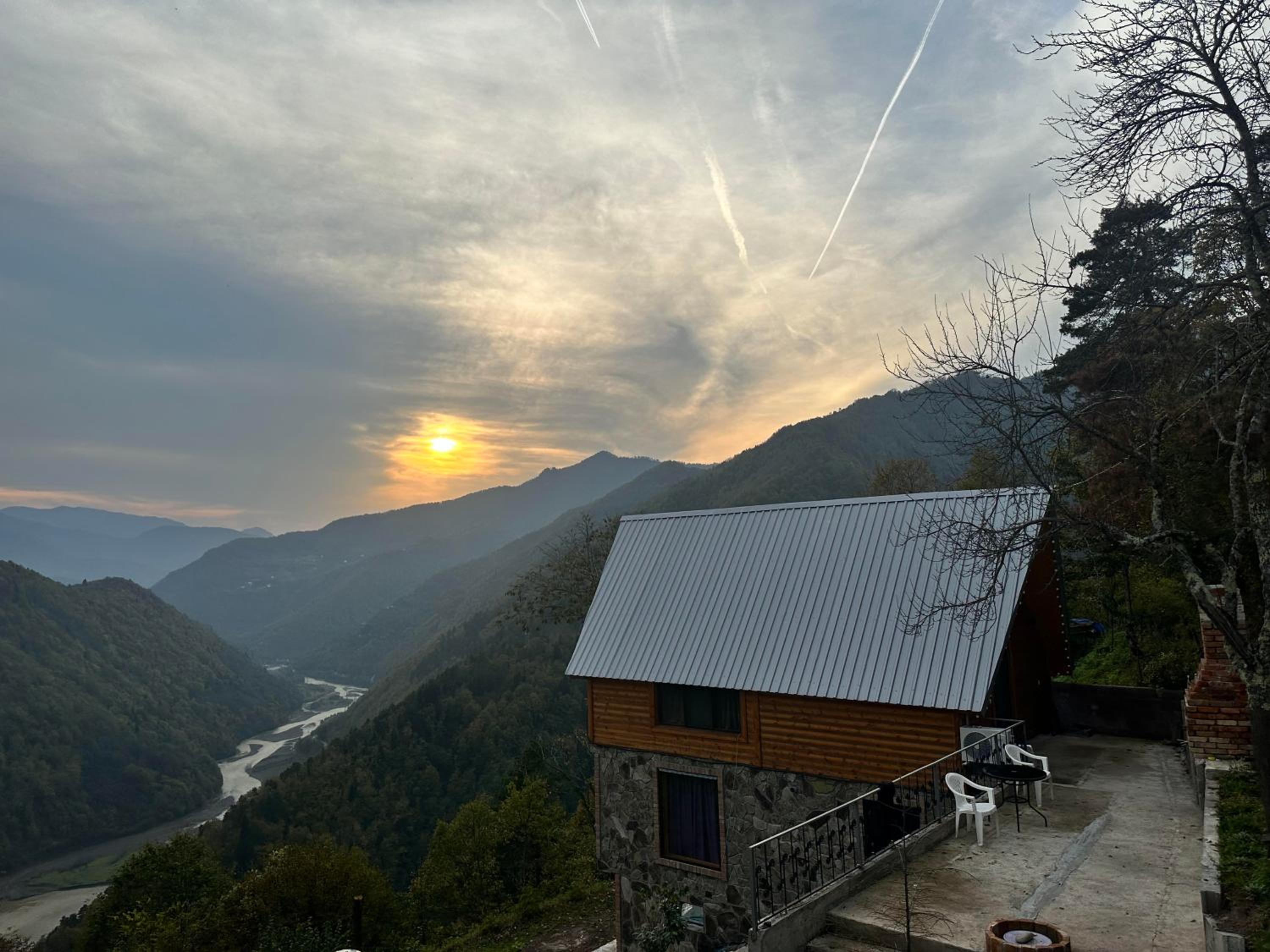 Highland • Varjanisi view 2