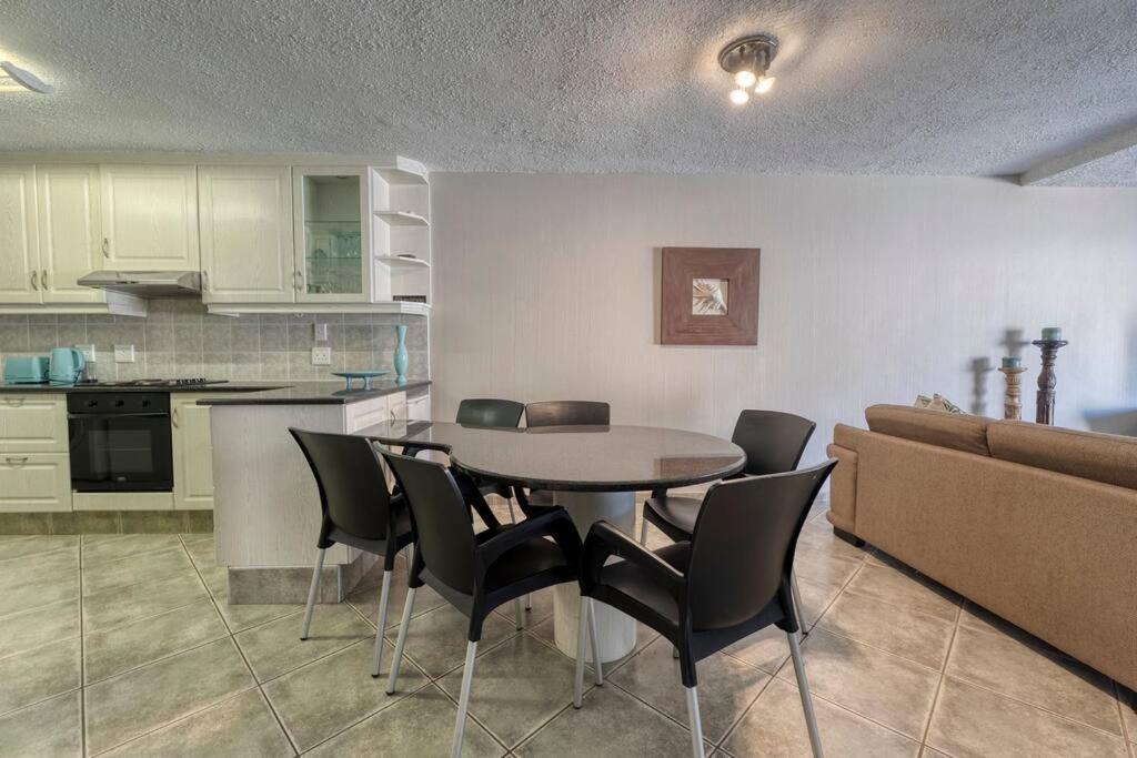 Luxury ground floor beach unit view 2