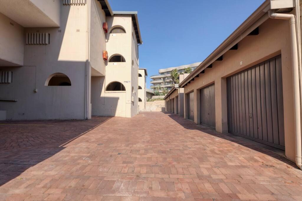 Luxury ground floor beach unit view 4