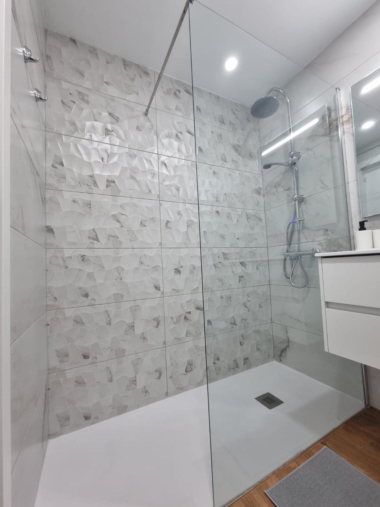 Casa Liotro comfortable, panoramic,central, near the sea,swimming pool,wifi,terrace