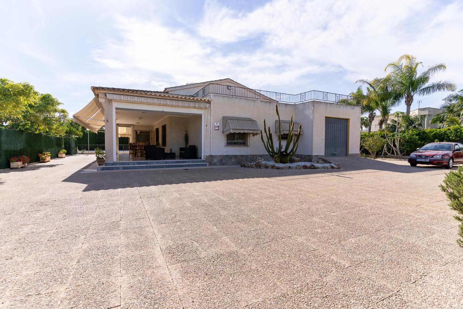 rentafive - Chalet - Piscina Privada