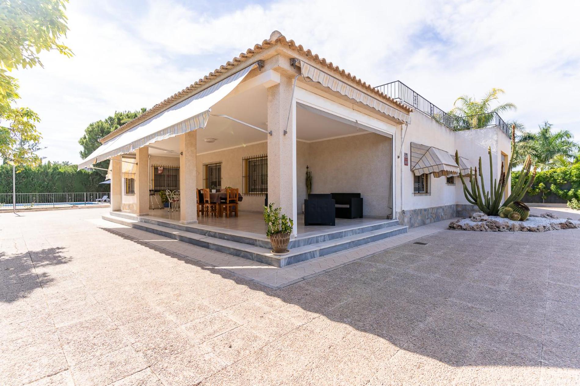 rentafive - Chalet - Piscina Privada